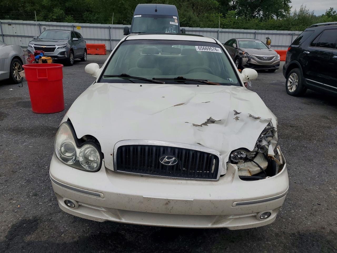 2003 Hyundai Sonata Gls White vin: KMHWF35H23A906394
