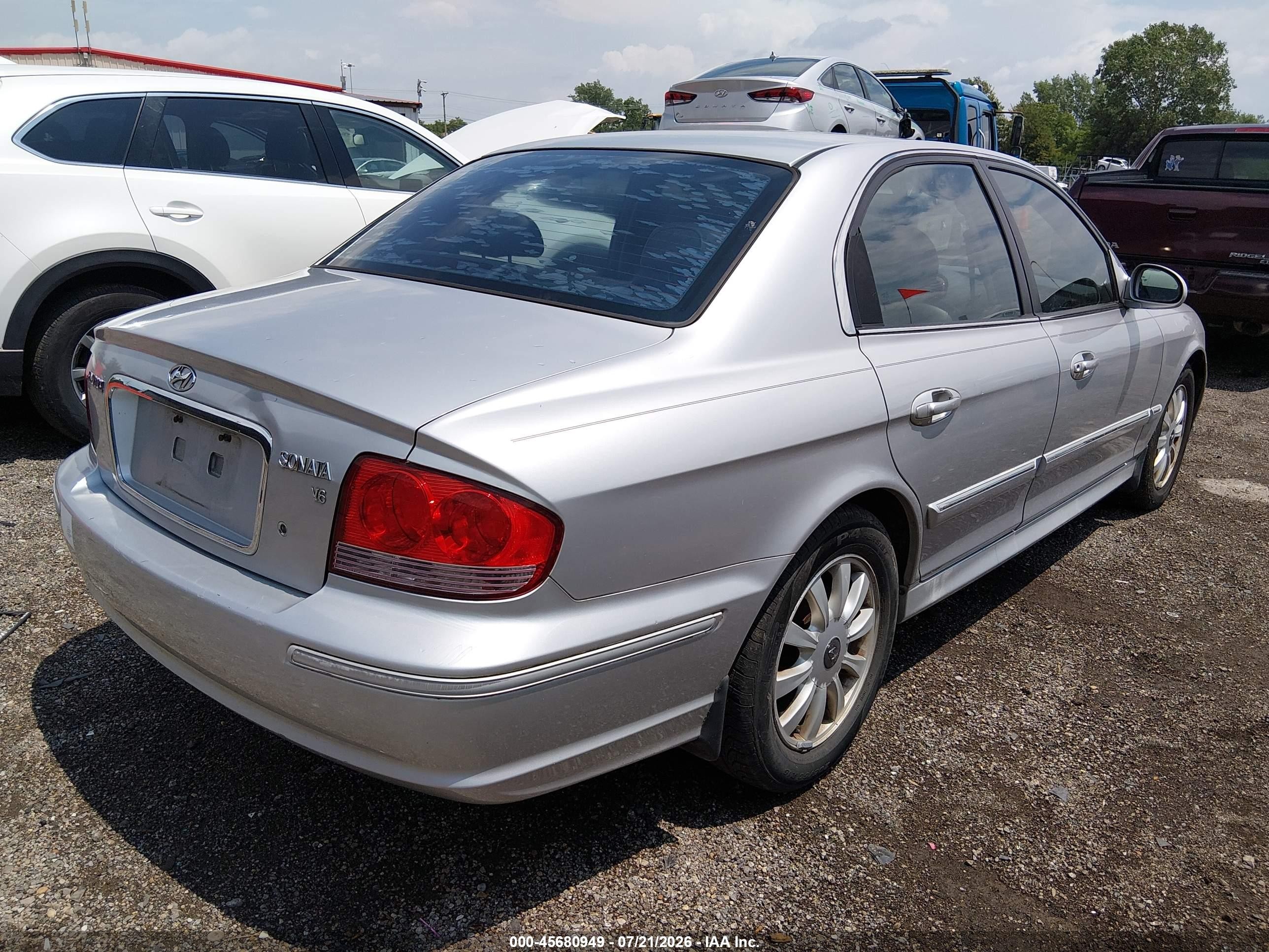 2004 Hyundai Sonata Gls/lx Silver vin: KMHWF35H24A956570