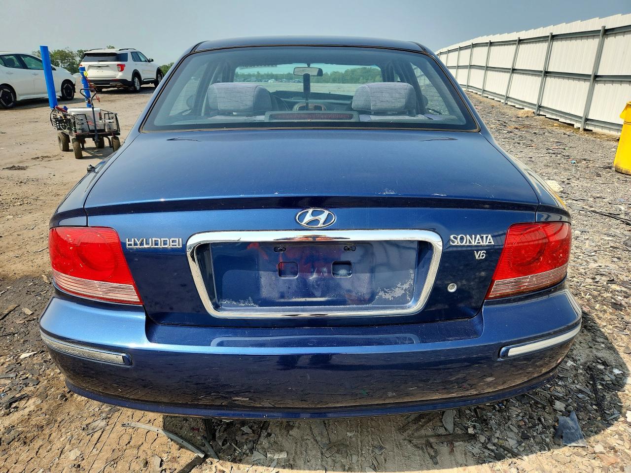 2004 Hyundai Sonata Gls Blue vin: KMHWF35H24A972090