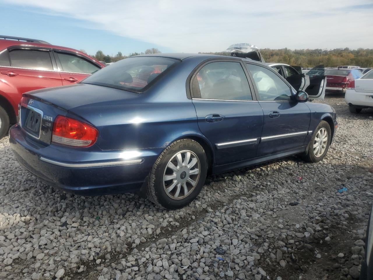 2002 Hyundai Sonata Gls Blue vin: KMHWF35H32A575081