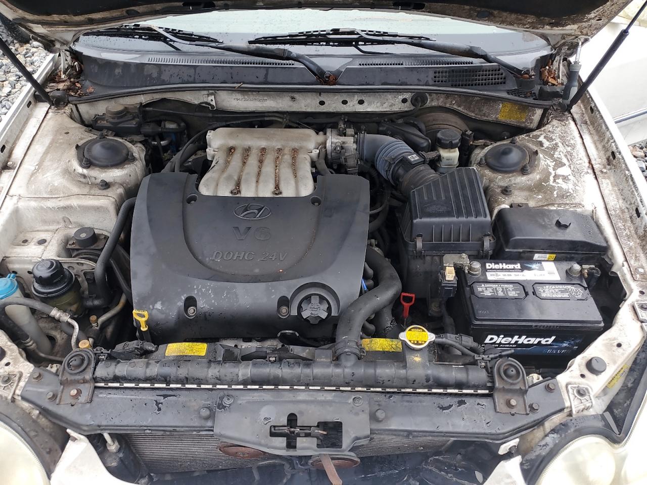 2002 Hyundai Sonata Gls White vin: KMHWF35H32A652192