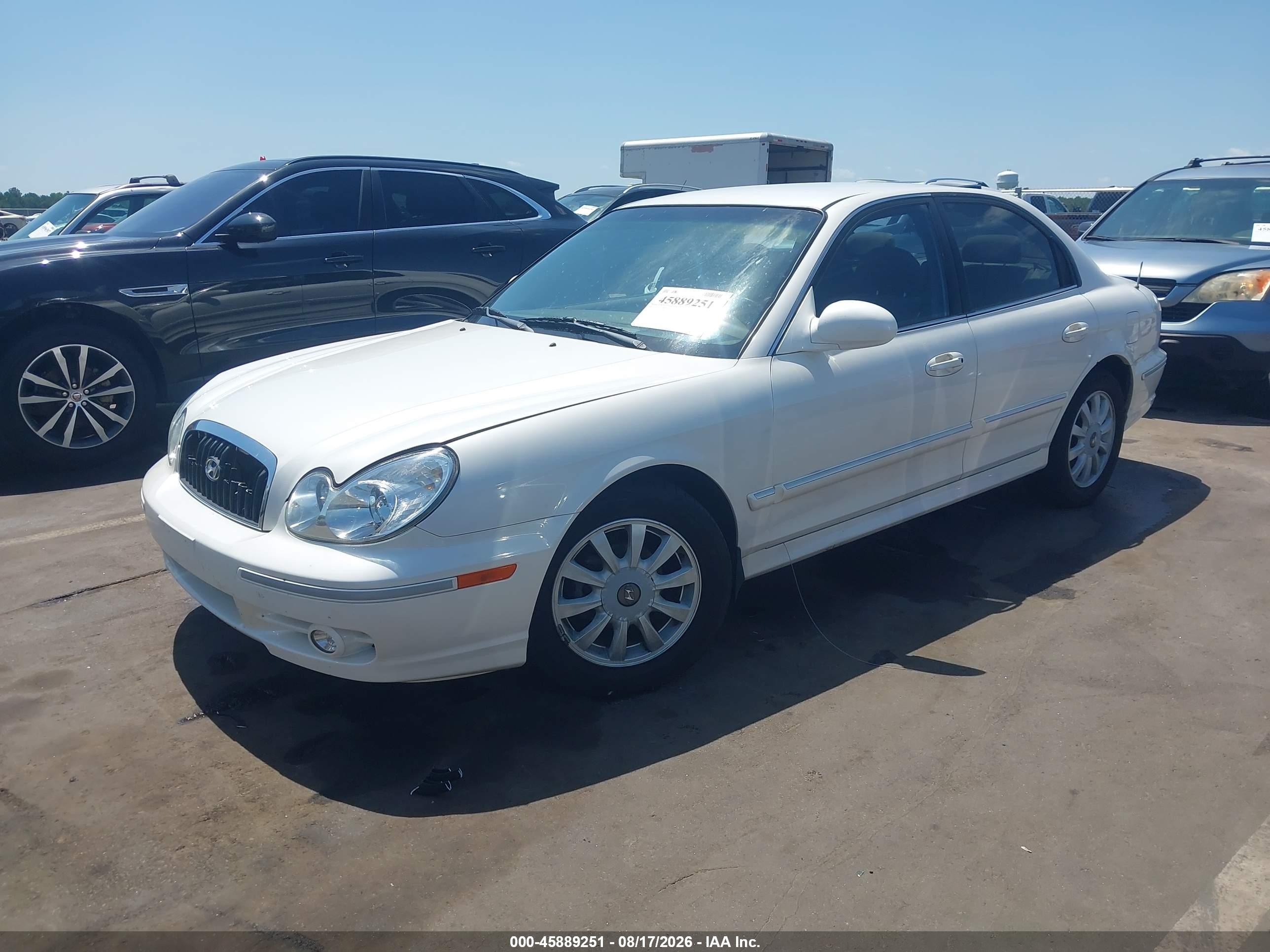 2003 Hyundai Sonata Gls/lx White vin: KMHWF35H33A896202