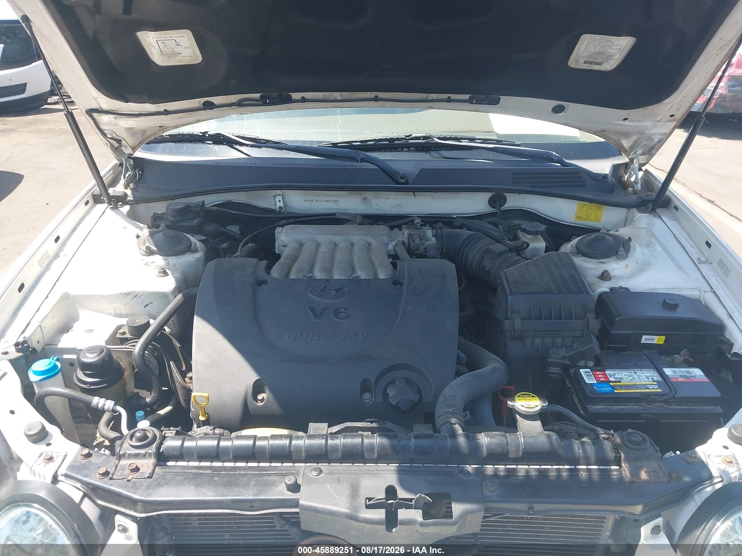 2003 Hyundai Sonata Gls/lx White vin: KMHWF35H33A896202
