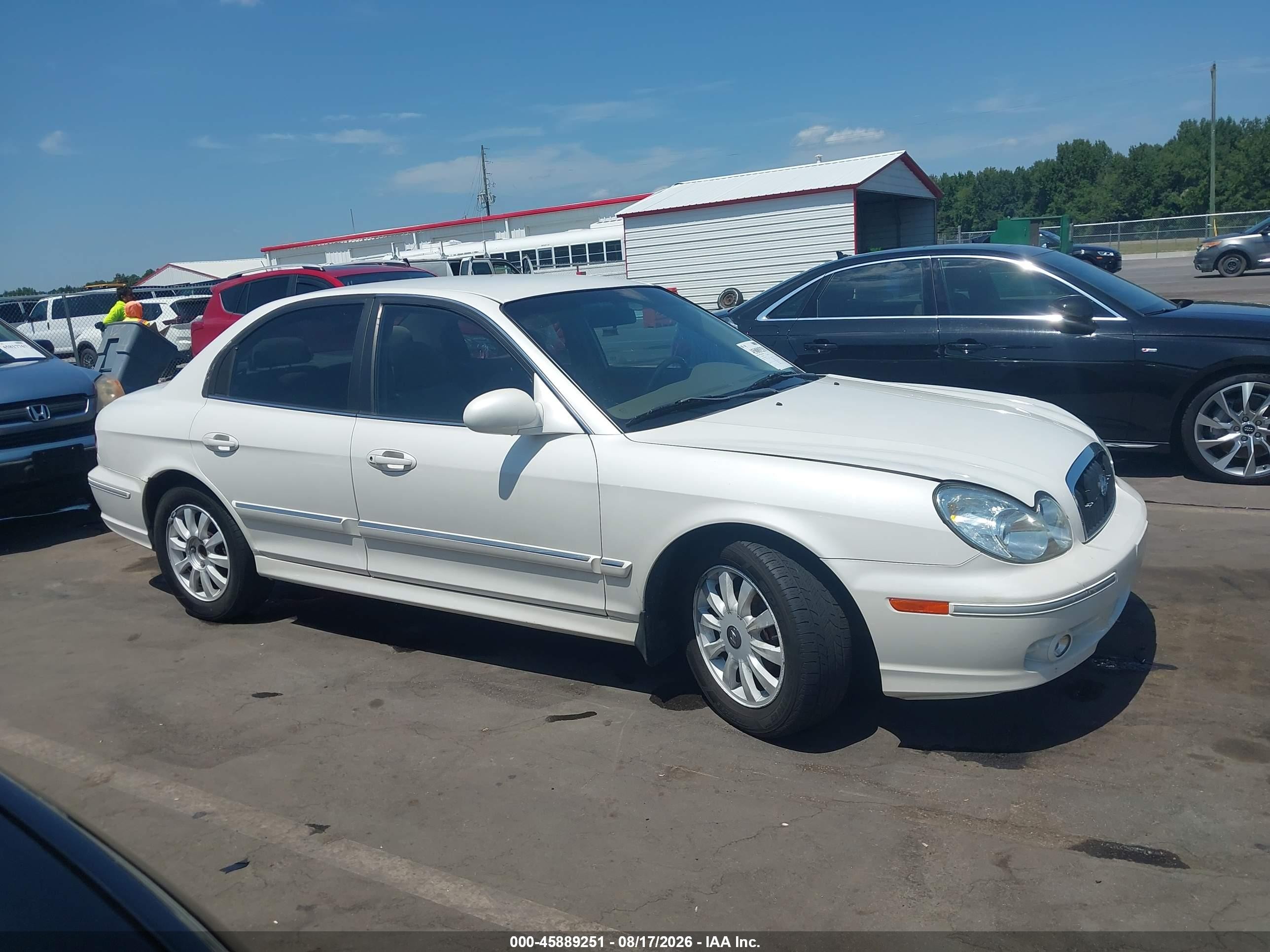 2003 Hyundai Sonata Gls/lx White vin: KMHWF35H33A896202