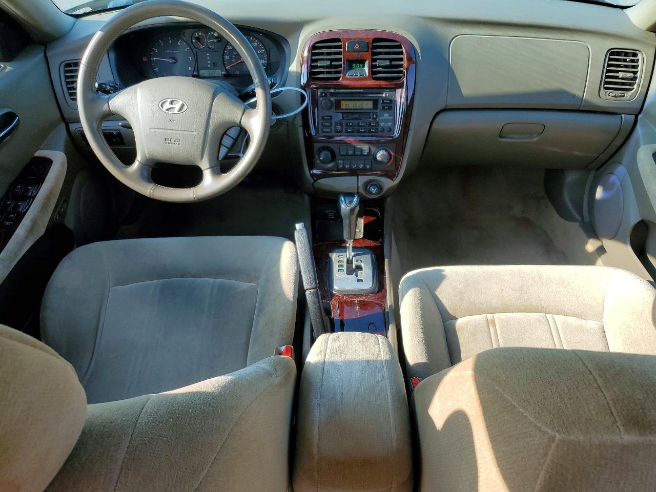 2004 Hyundai Sonata Gls Золотой vin: KMHWF35H34A948252