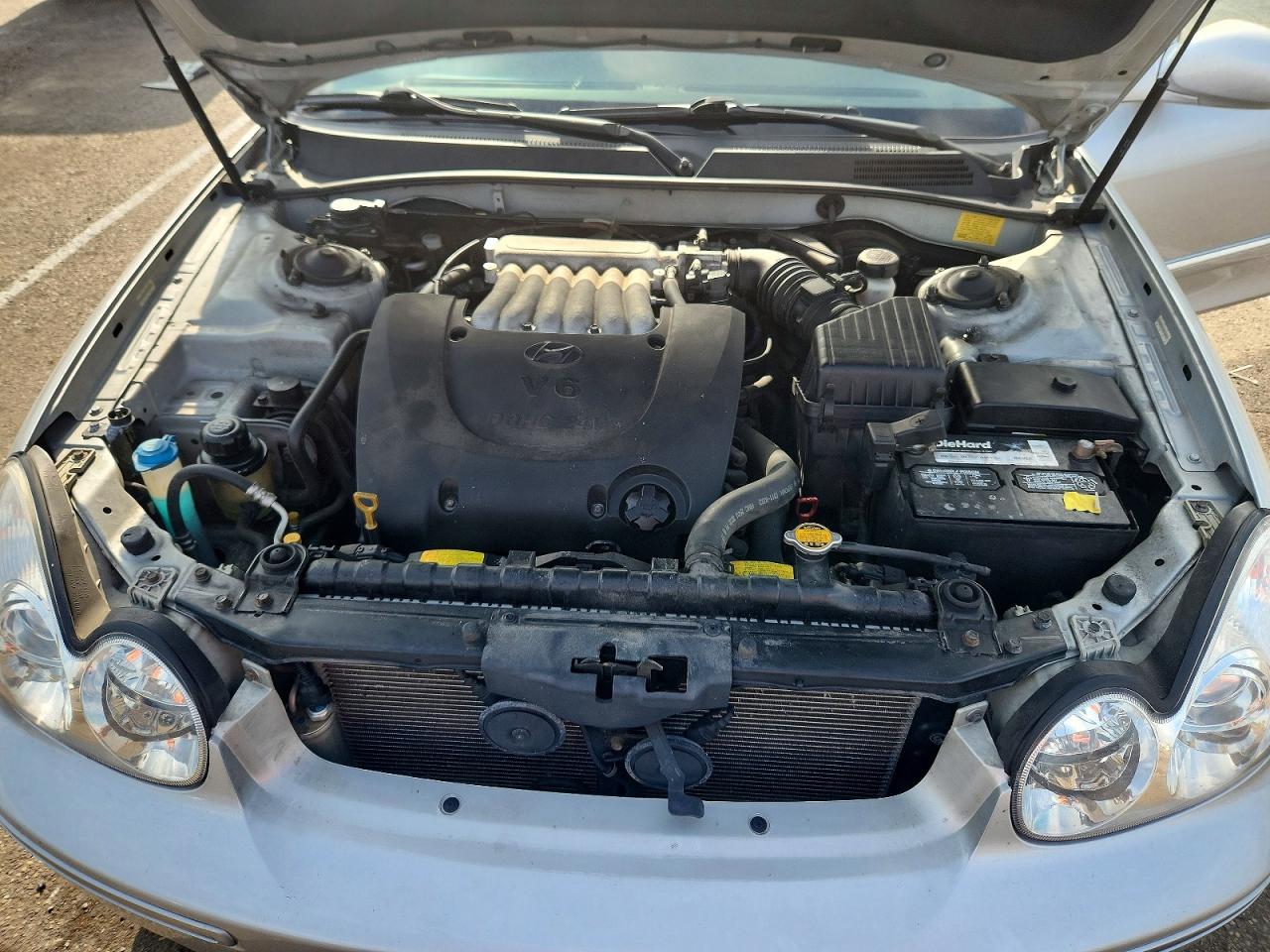 2004 Hyundai Sonata Gls Silver vin: KMHWF35H34A972857