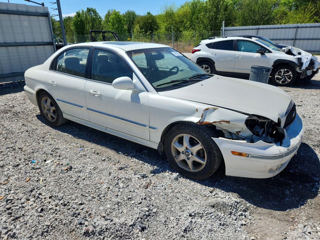 2005 Hyundai Sonata Gls White vin: KMHWF35H35A211070
