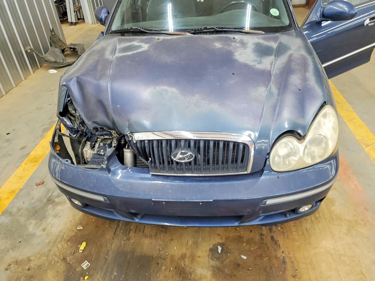 2004 Hyundai Sonata Gls Blue vin: KMHWF35H44A056902
