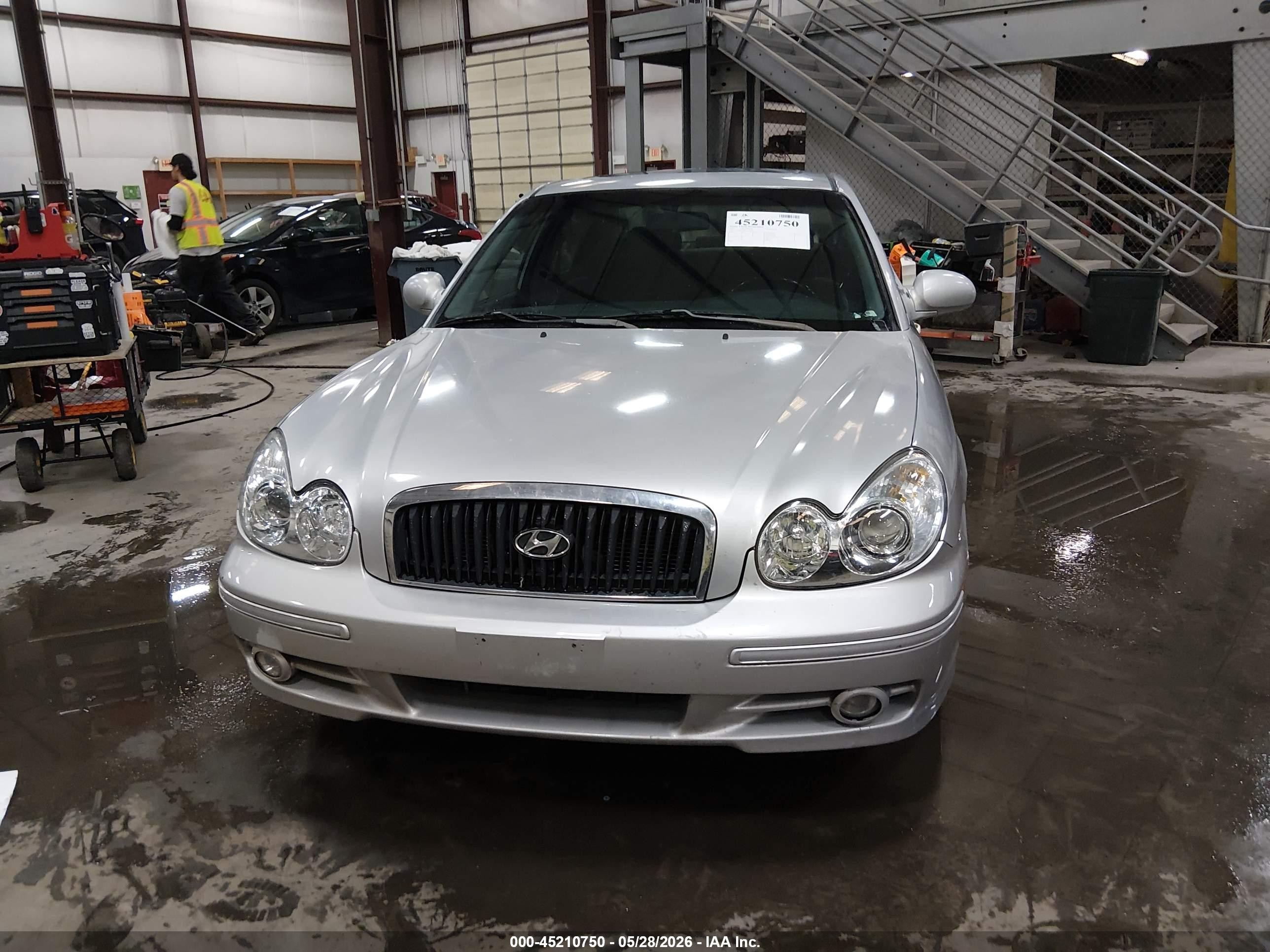 2005 Hyundai Sonata Gls/lx Silver vin: KMHWF35H45A111849