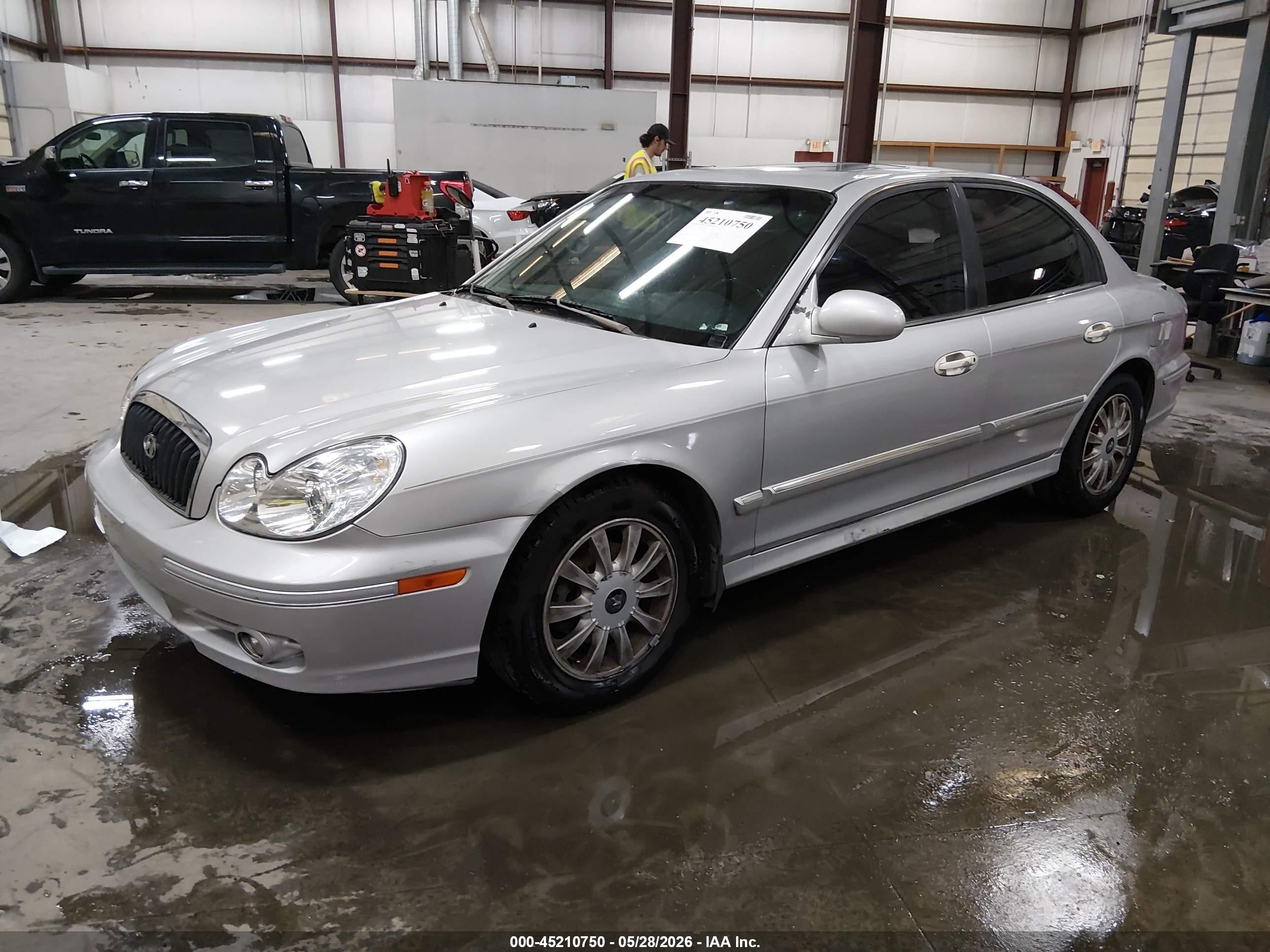 2005 Hyundai Sonata Gls/lx Silver vin: KMHWF35H45A111849
