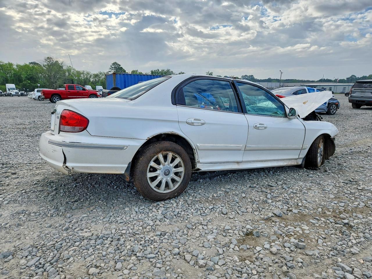 2002 Hyundai Sonata Gls White vin: KMHWF35H52A587023