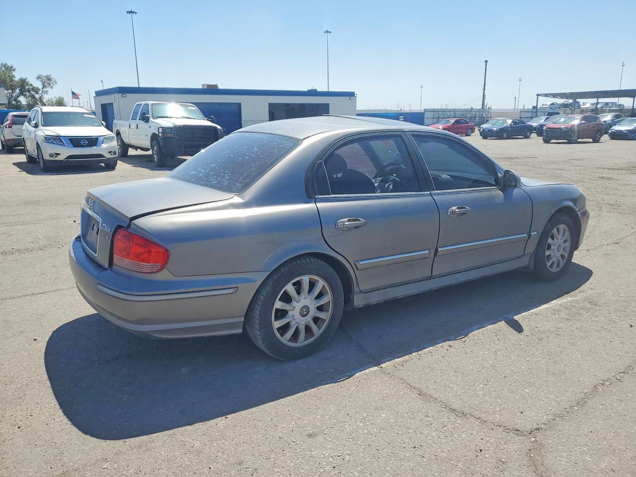 2004 Hyundai Sonata Gls Gray vin: KMHWF35H54A938970