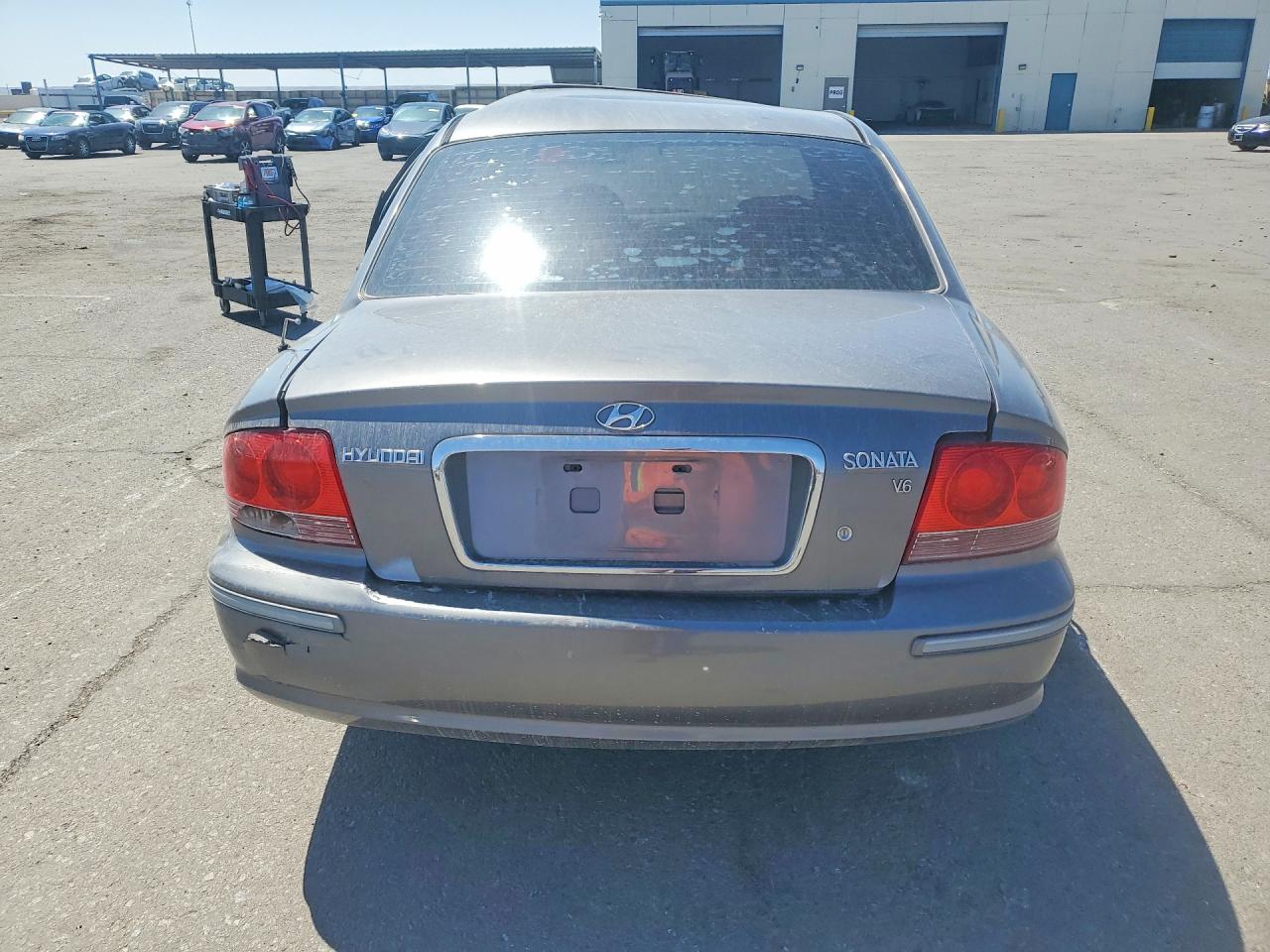 2004 Hyundai Sonata Gls Gray vin: KMHWF35H54A938970