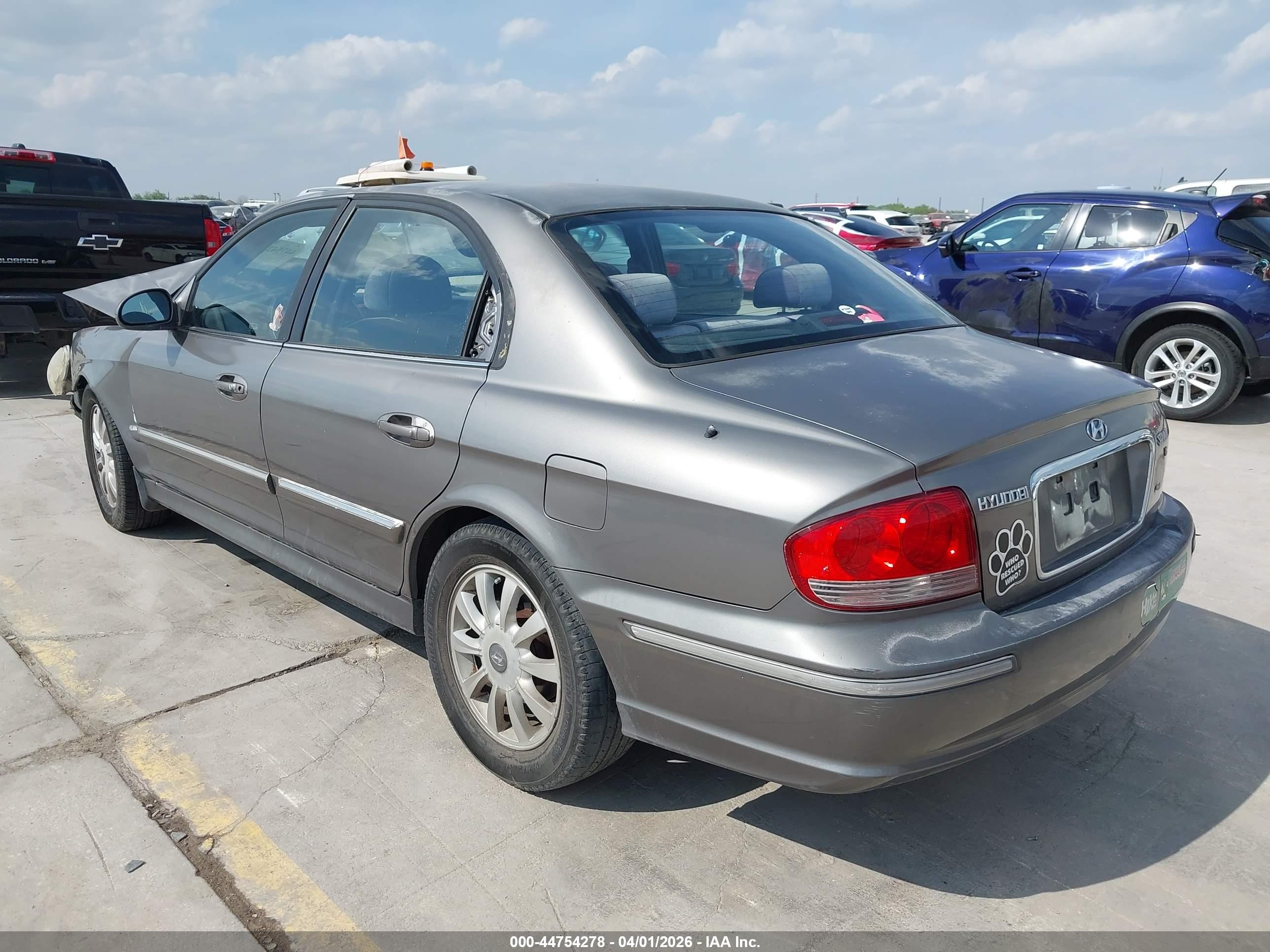 2004 Hyundai Sonata Gls/lx Gray vin: KMHWF35H54A975453