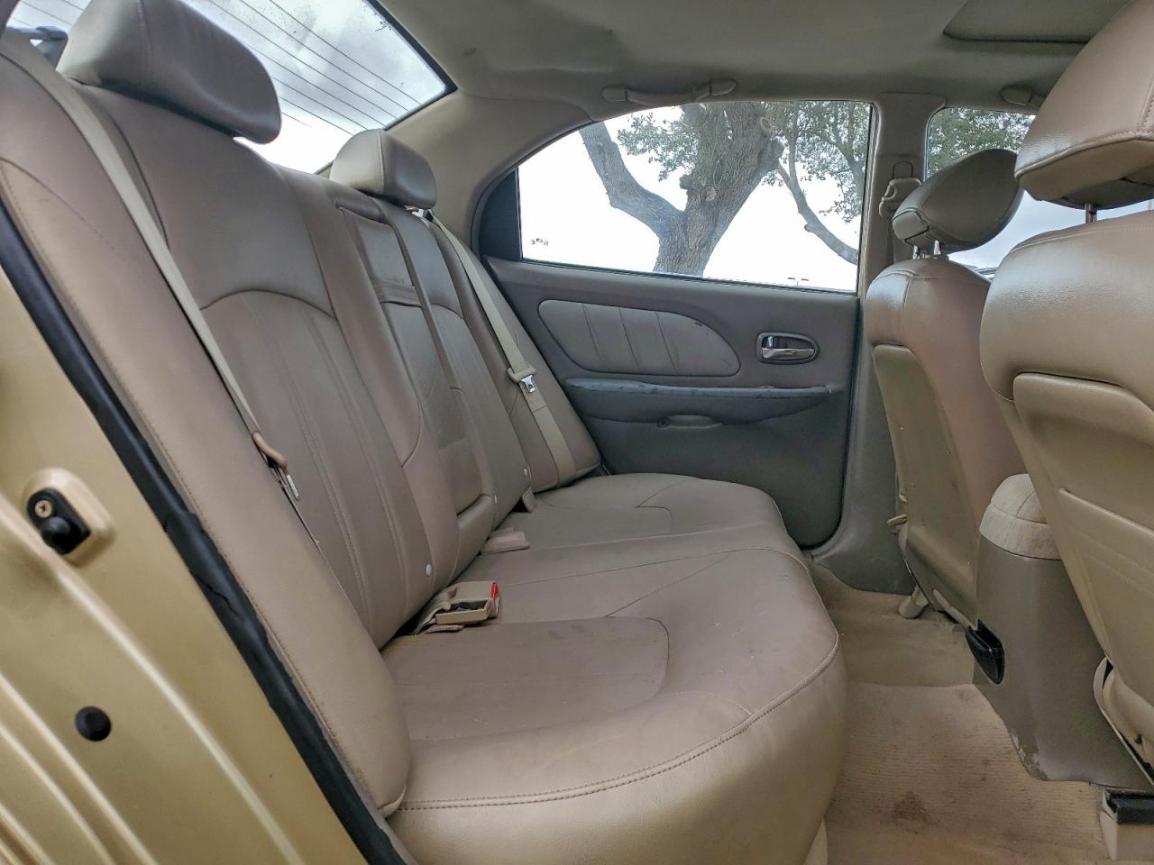 2002 Hyundai Sonata Gls Gold vin: KMHWF35H62A511570
