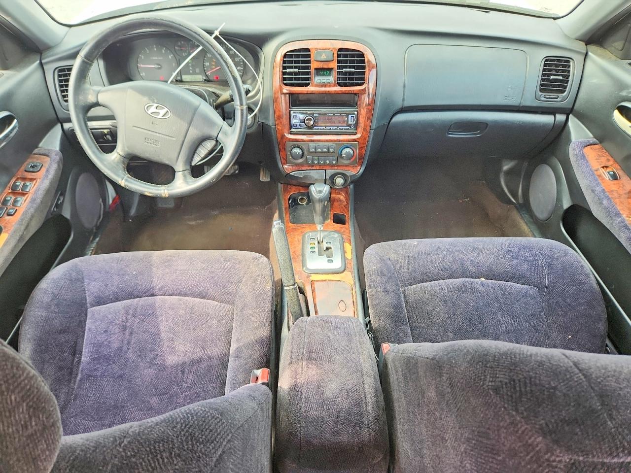 2002 Hyundai Sonata Gls White vin: KMHWF35H62A649352