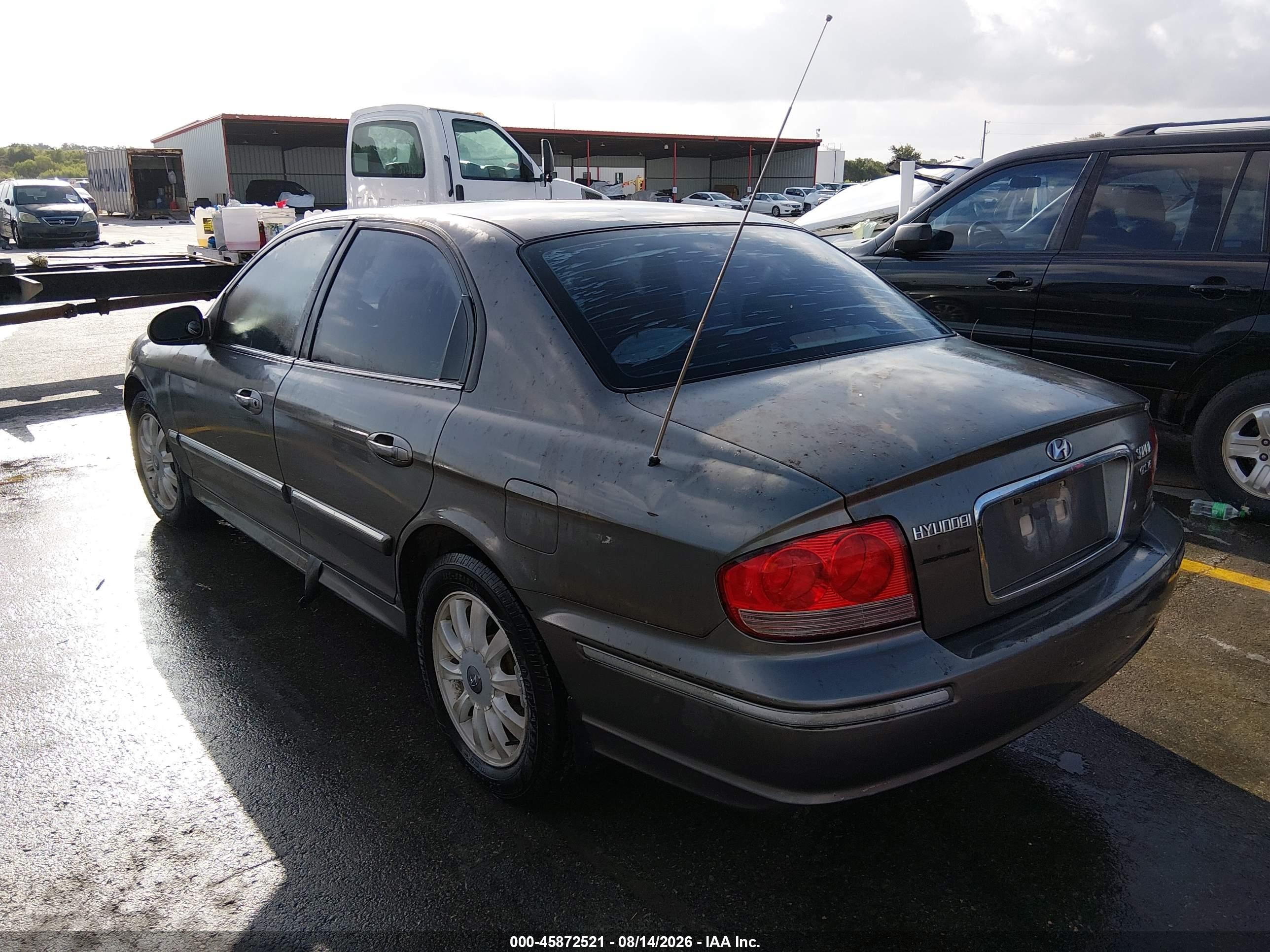 2002 Hyundai Sonata Gls/lx Серый vin: KMHWF35H62A670315