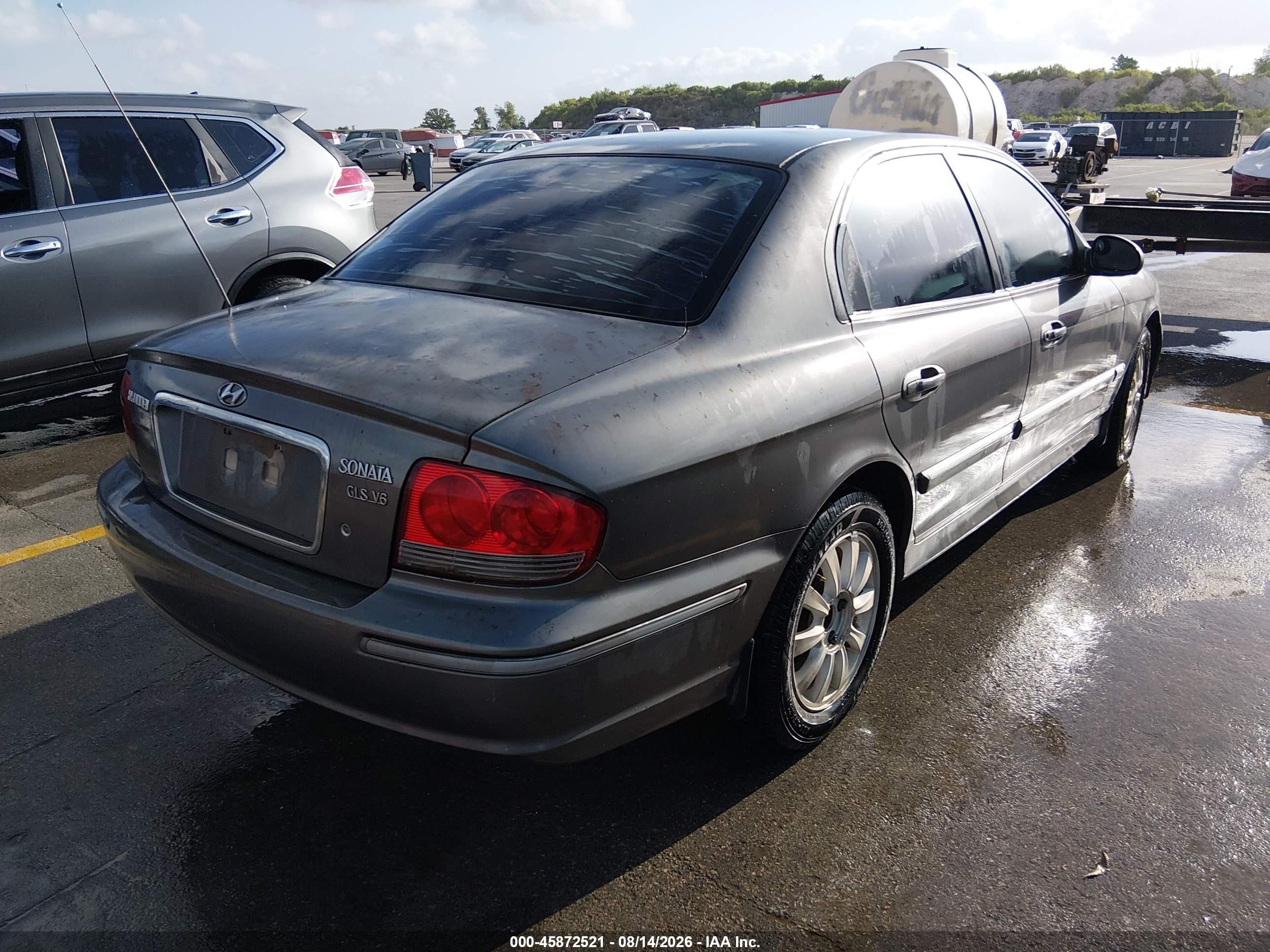 2002 Hyundai Sonata Gls/lx Серый vin: KMHWF35H62A670315