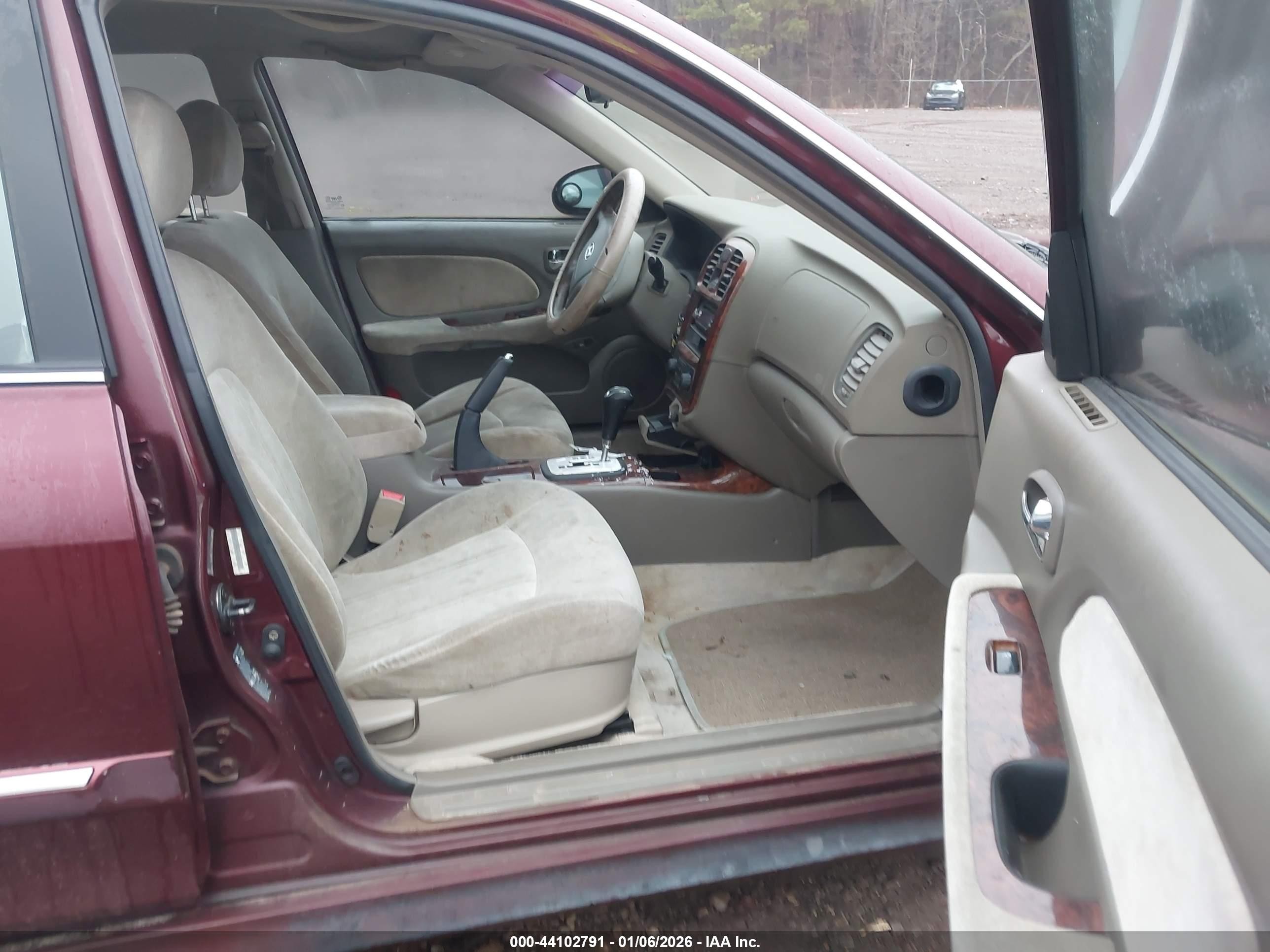 2002 Hyundai Sonata Gls/lx Burgundy vin: KMHWF35H62A674557