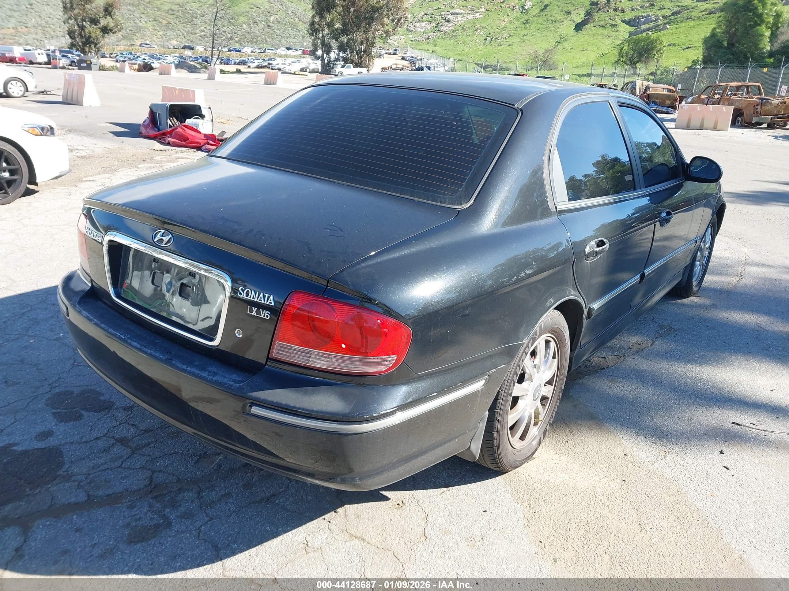 2002 Hyundai Sonata Gls/lx Черный vin: KMHWF35H62A678303