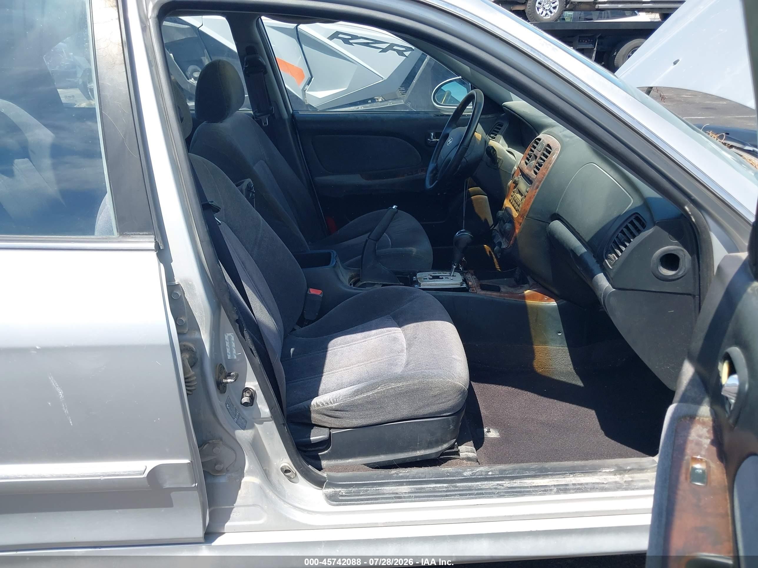 2003 Hyundai Sonata Gls/lx Silver vin: KMHWF35H63A889650