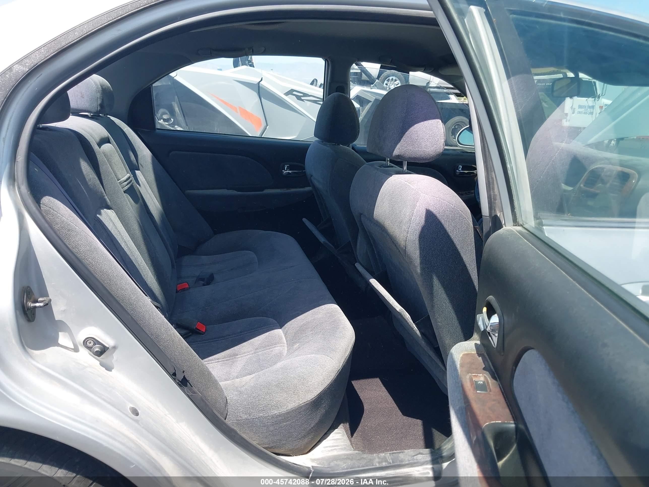 2003 Hyundai Sonata Gls/lx Silver vin: KMHWF35H63A889650