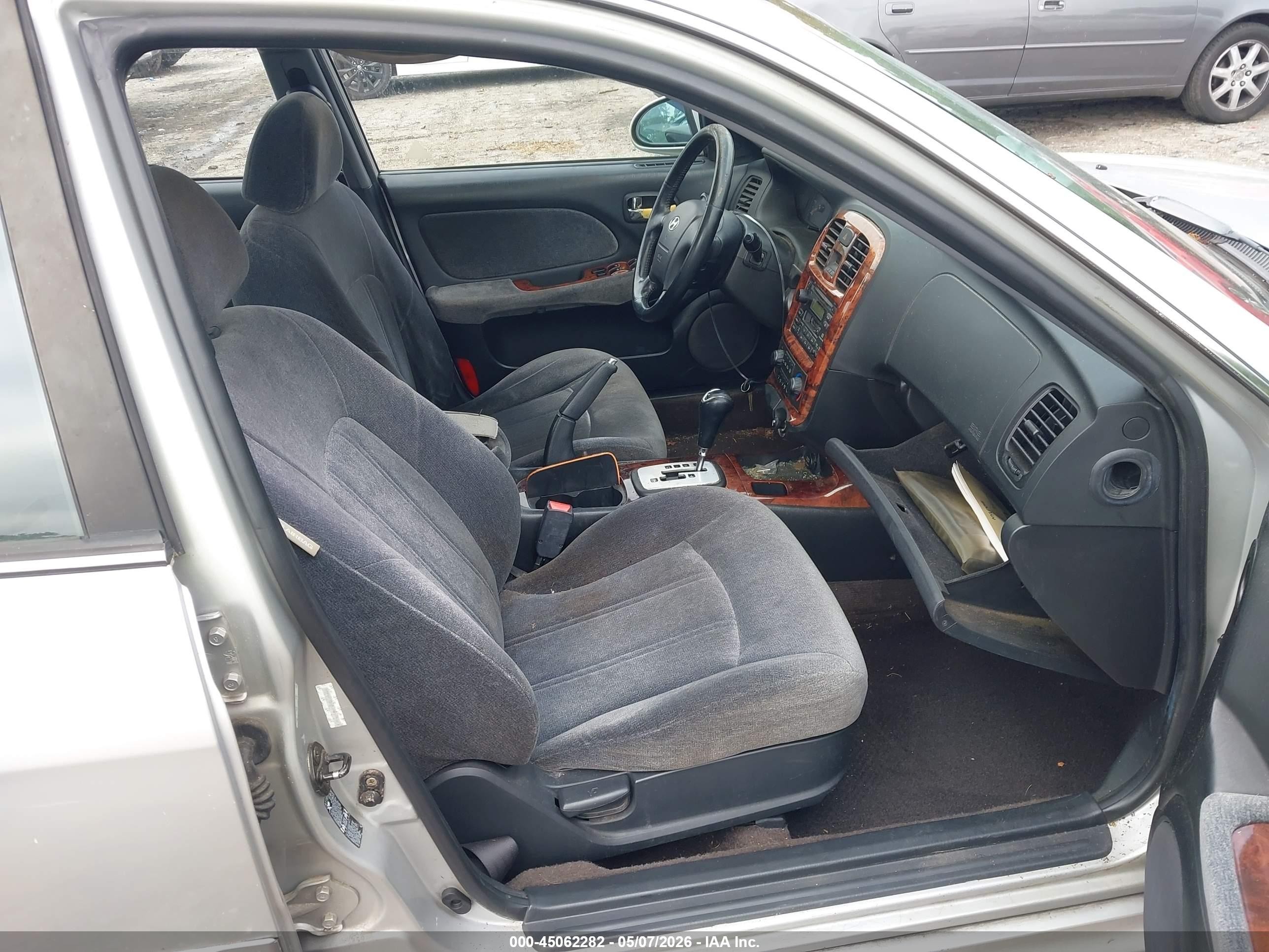 2003 Hyundai Sonata Gls/lx Silver vin: KMHWF35H63A896436