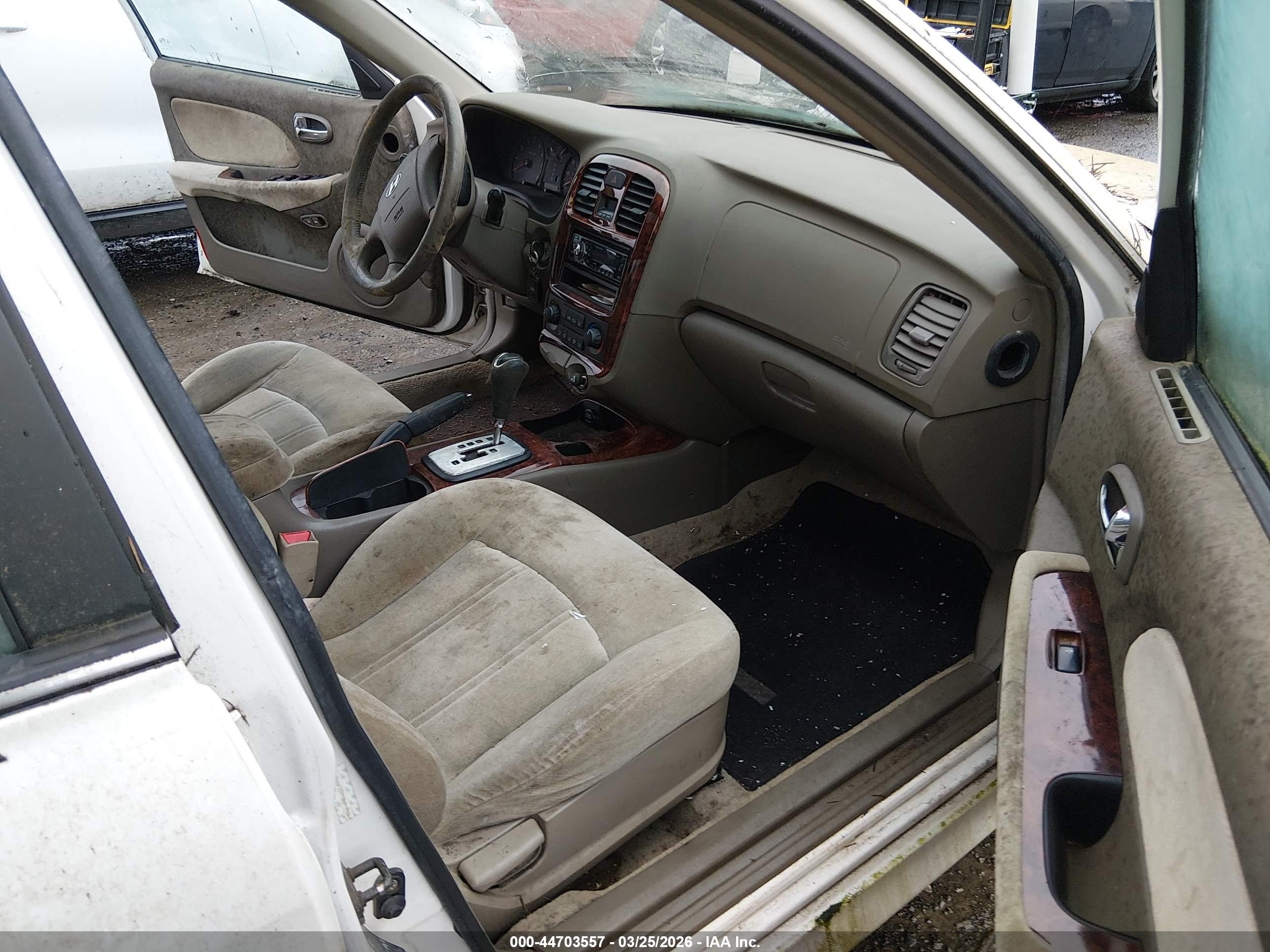 2002 Hyundai Sonata Gls/lx White vin: KMHWF35H72A611953