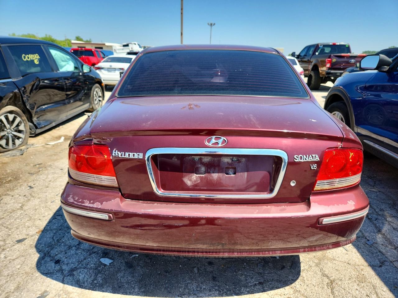 2004 Hyundai Sonata Gls/lx Maroon vin: KMHWF35H74A032156
