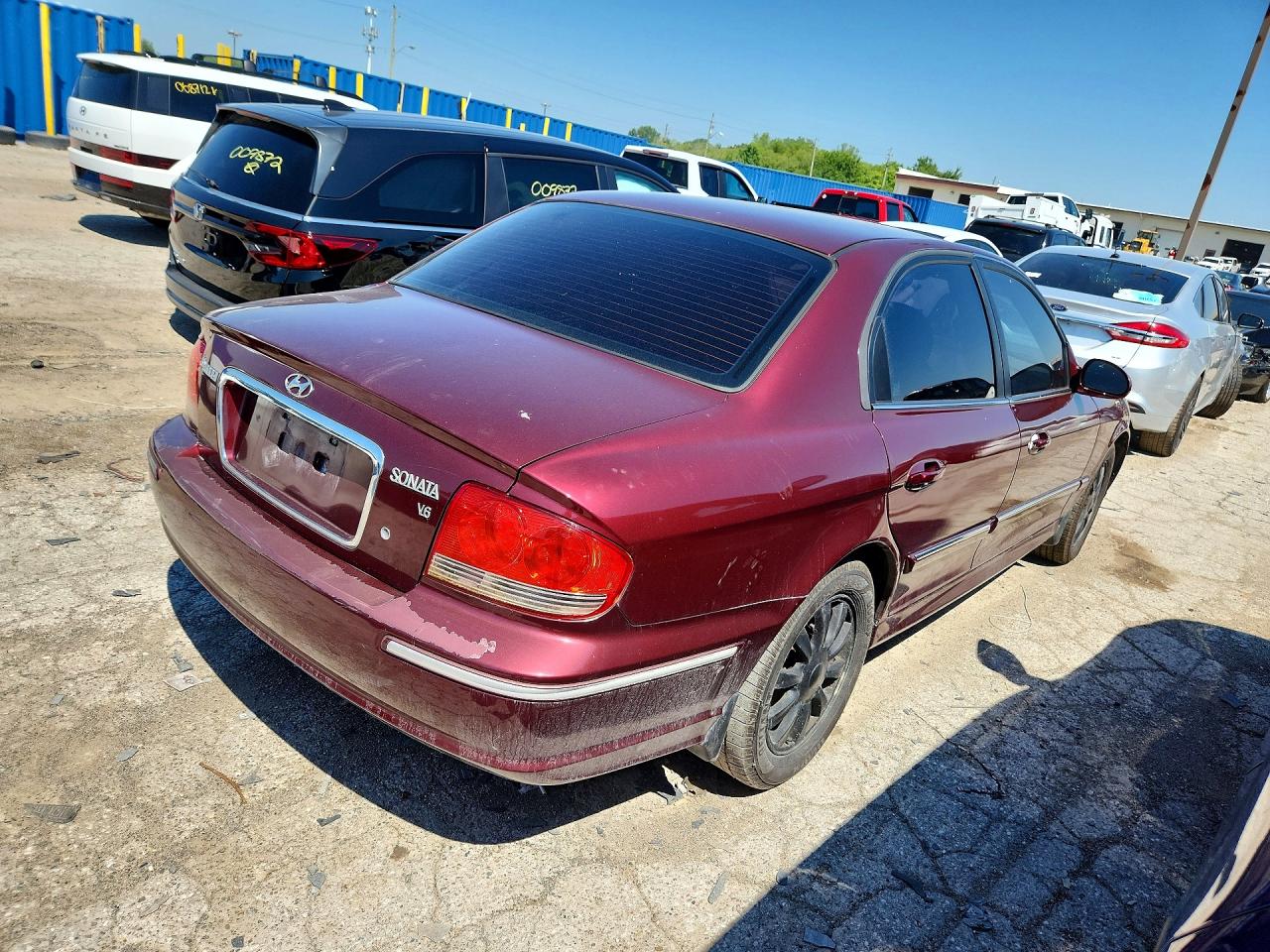2004 Hyundai Sonata Gls/lx Maroon vin: KMHWF35H74A032156
