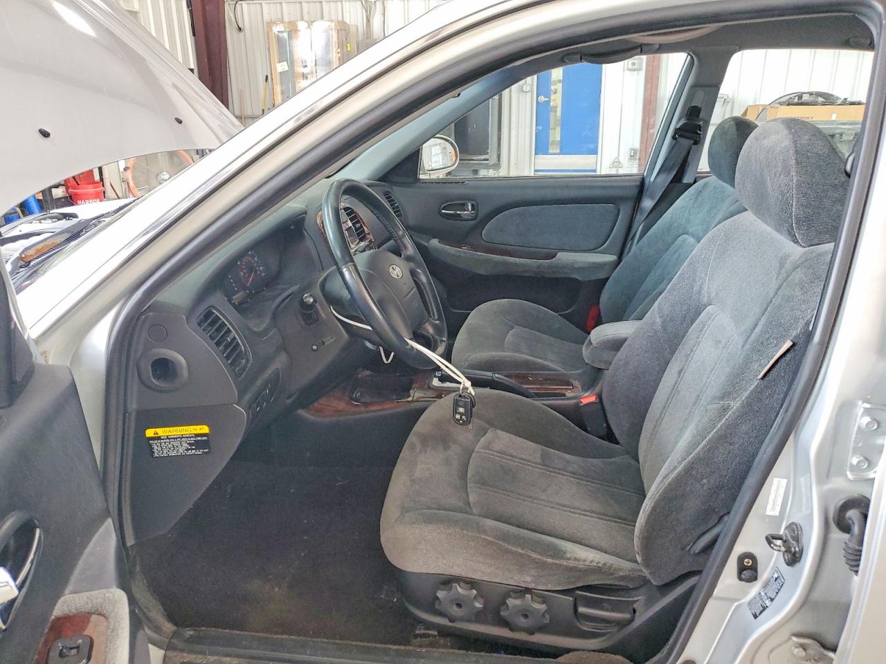 2004 Hyundai Sonata Gls/lx Silver vin: KMHWF35H74A952711