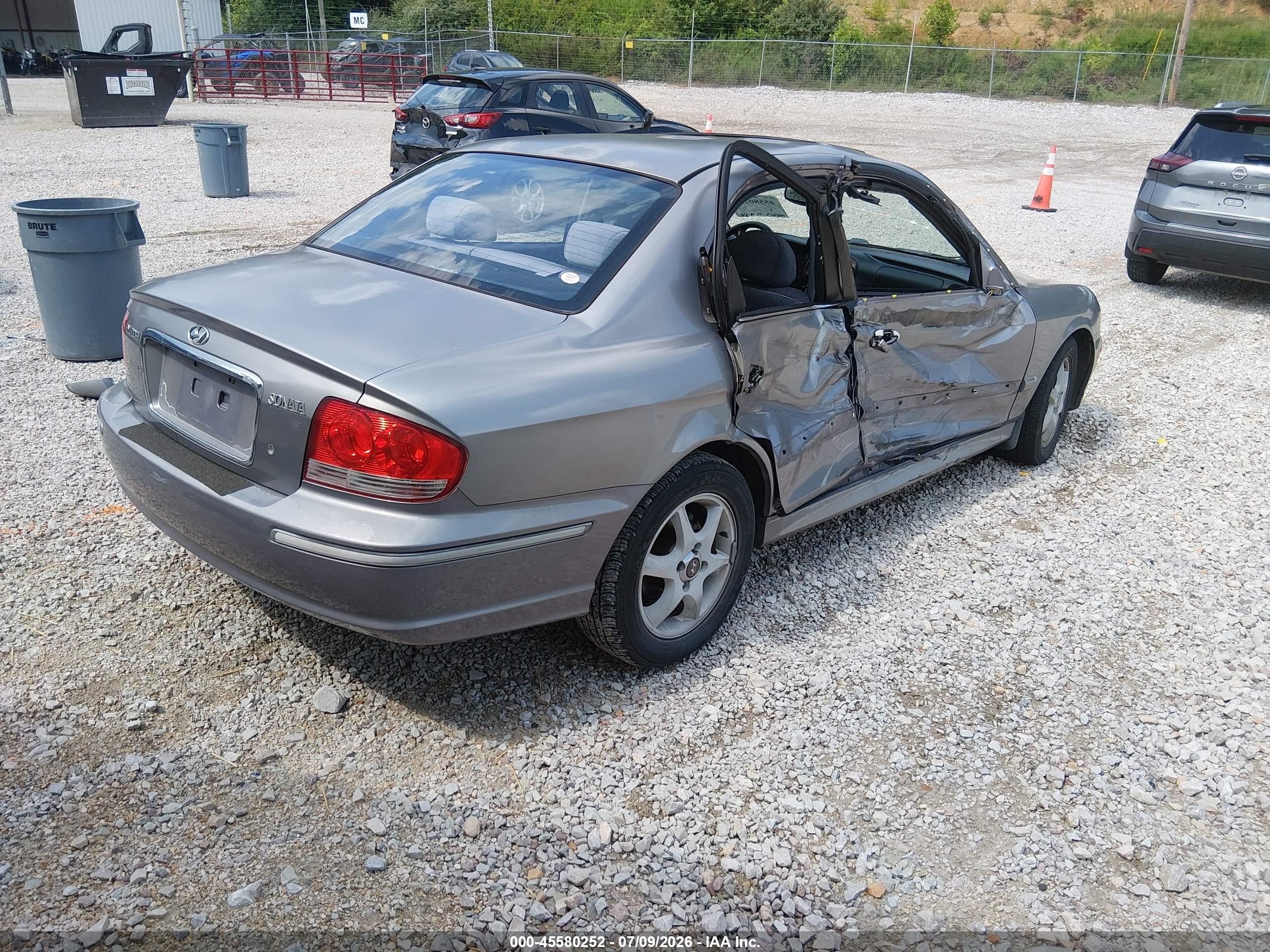 2005 Hyundai Sonata Gls/lx Gray vin: KMHWF35H75A140861