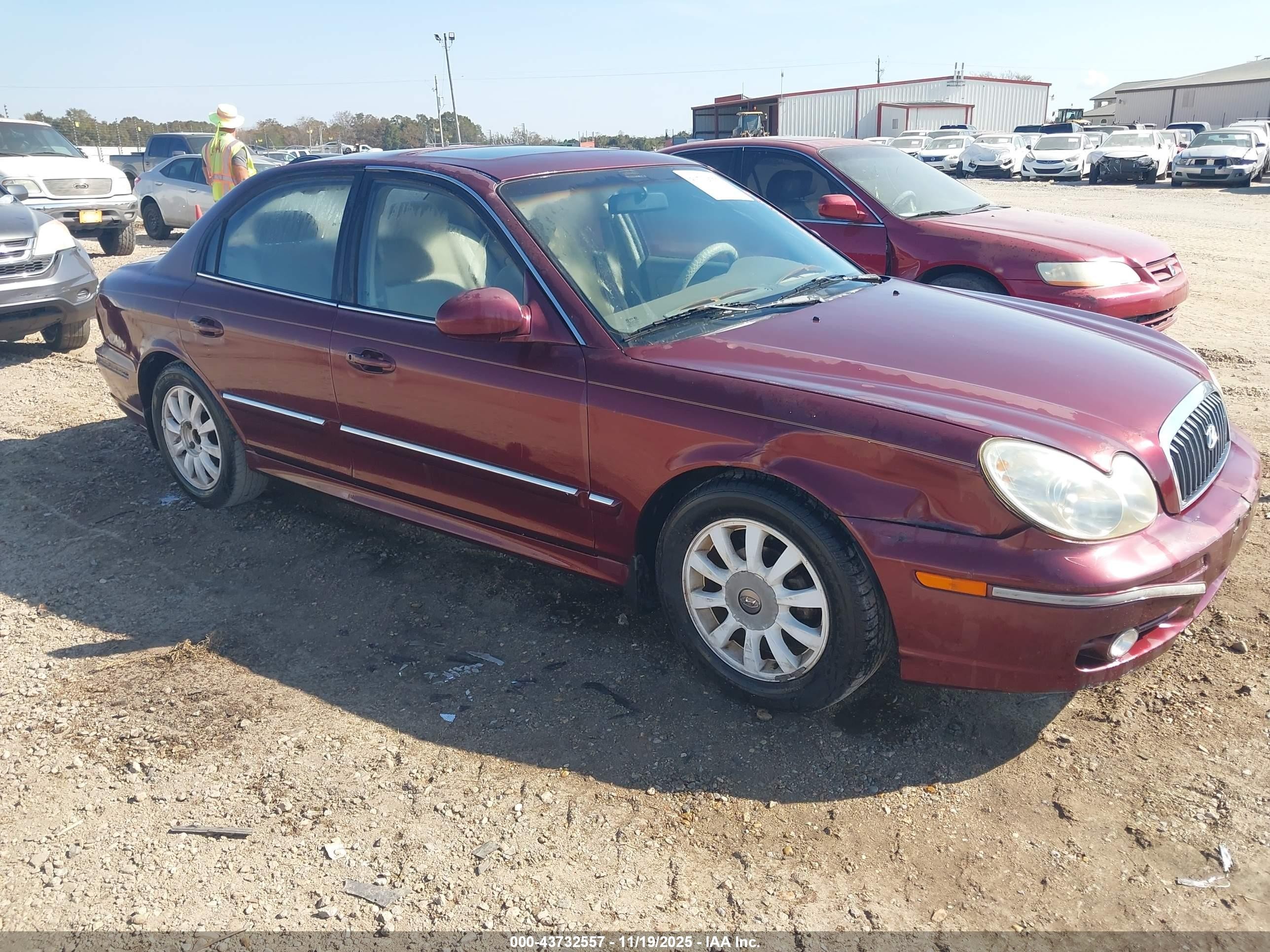 2002 Hyundai Sonata Gls/lx Red vin: KMHWF35H82A669702