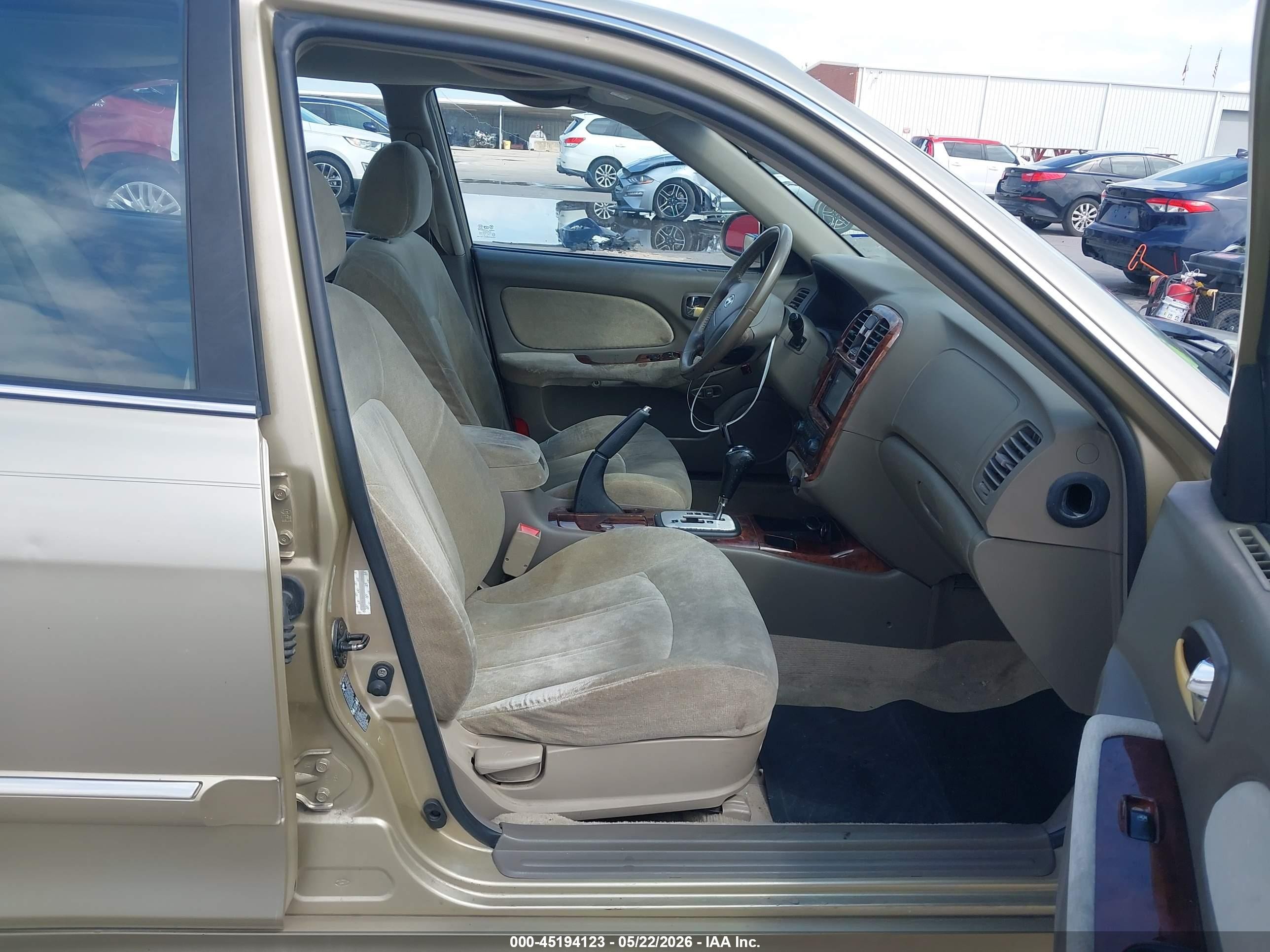 2003 Hyundai Sonata Gls/lx Beige vin: KMHWF35H83A901605