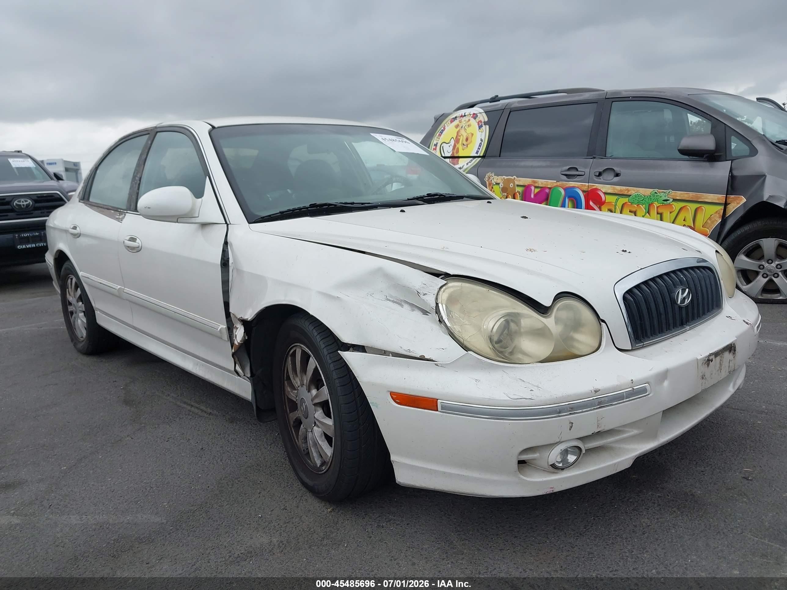 2004 Hyundai Sonata Gls/lx White vin: KMHWF35H84A010487