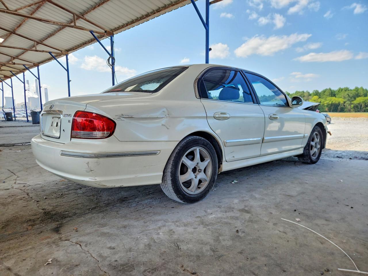 2005 Hyundai Sonata Gls White vin: KMHWF35H85A170175