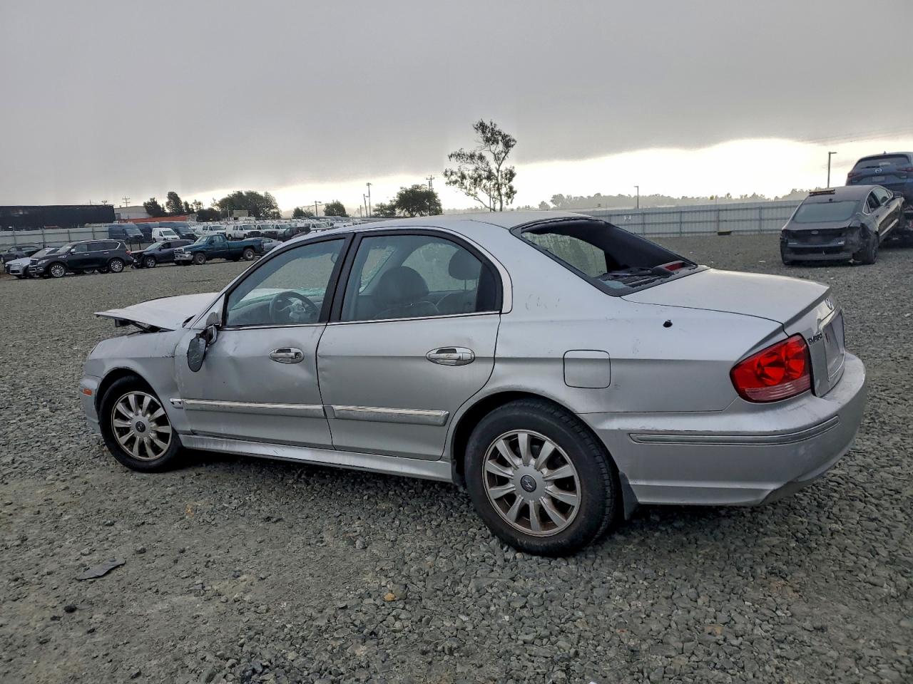 2002 Hyundai Sonata Gls Silver vin: KMHWF35H92A642945