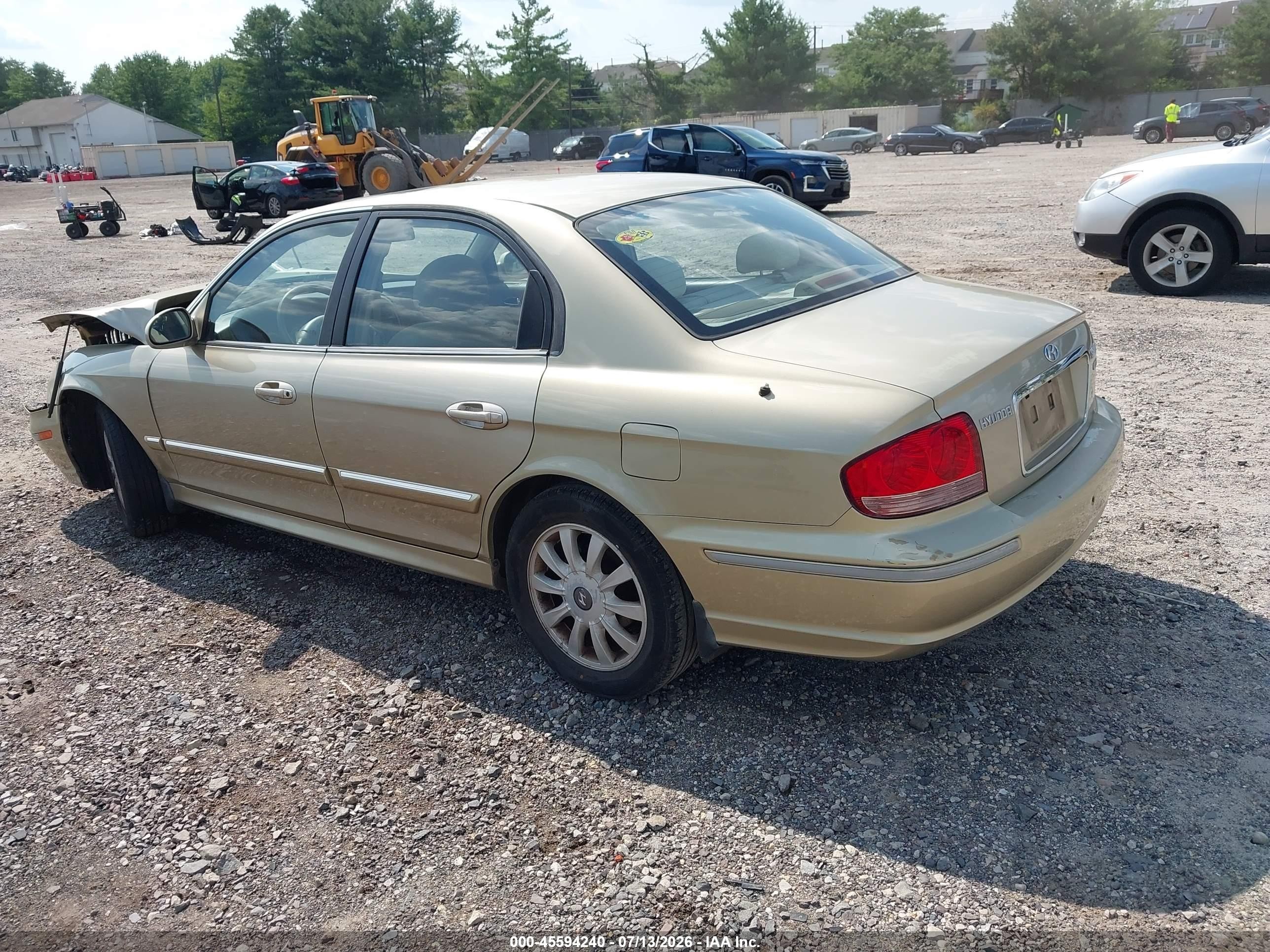 2003 Hyundai Sonata Gls/lx Gold vin: KMHWF35H93A737846