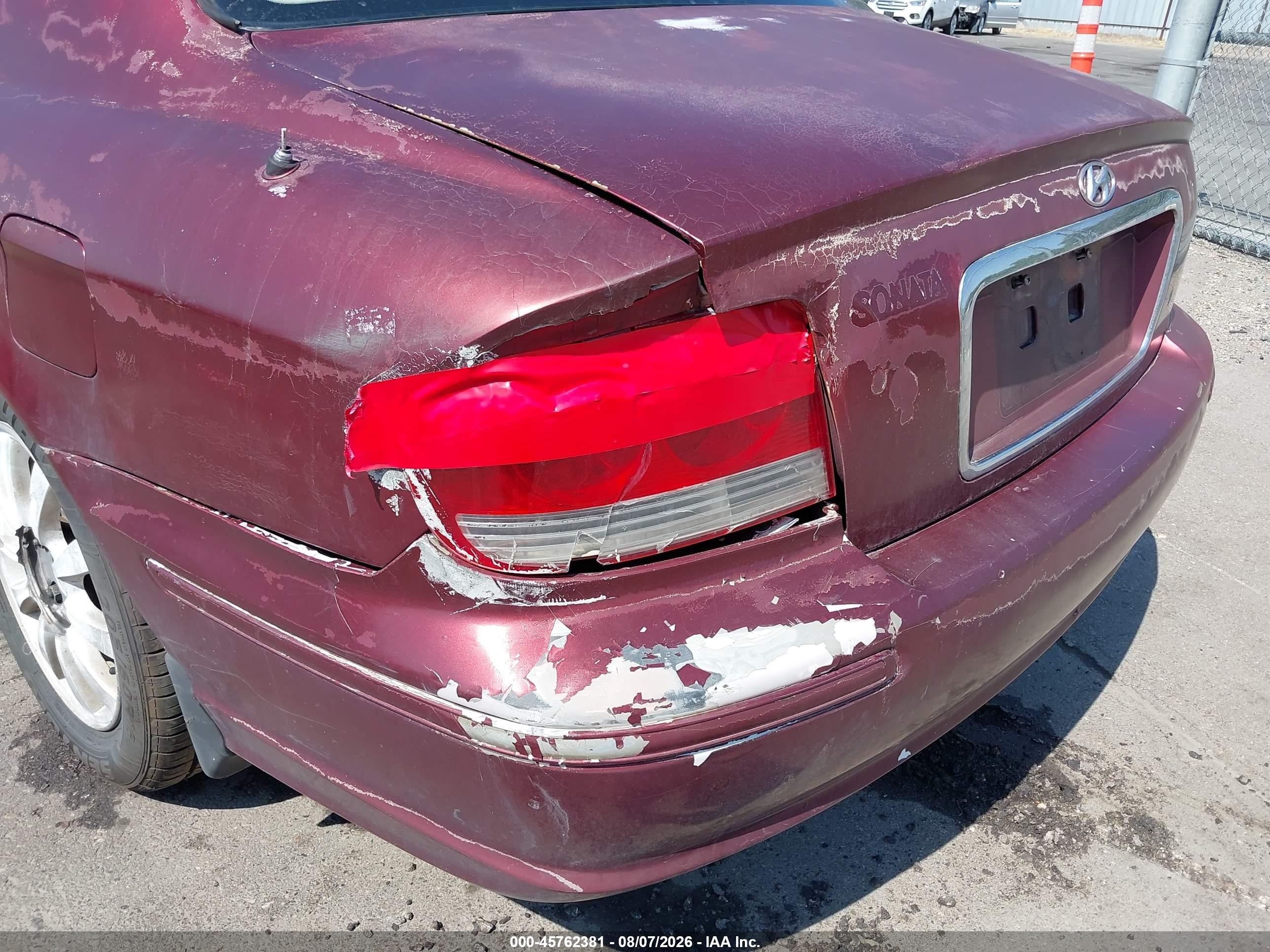2003 Hyundai Sonata Gls/lx Maroon vin: KMHWF35HX3A879834