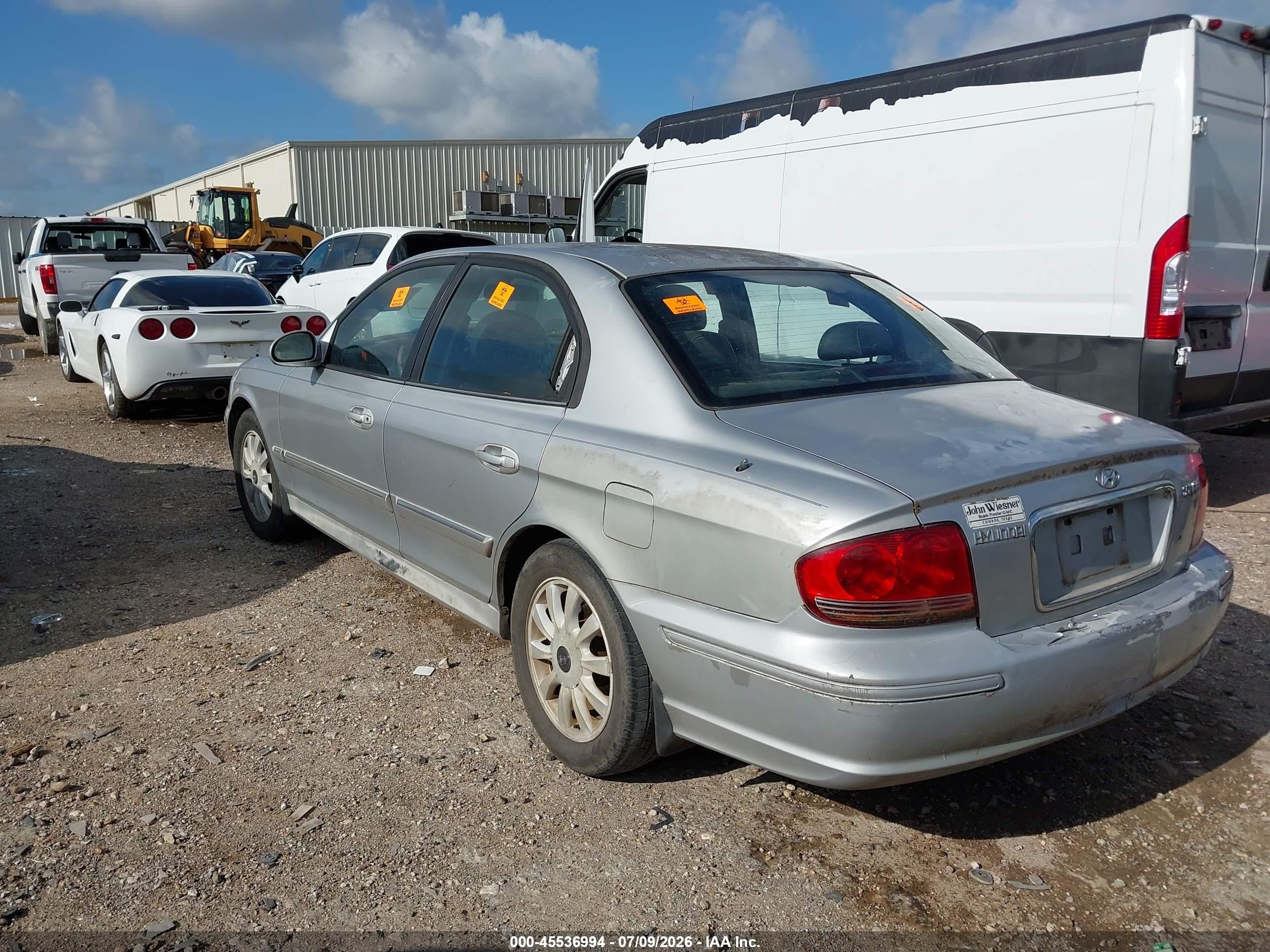 2004 Hyundai Sonata Gls/lx Silver vin: KMHWF35HX4A925339