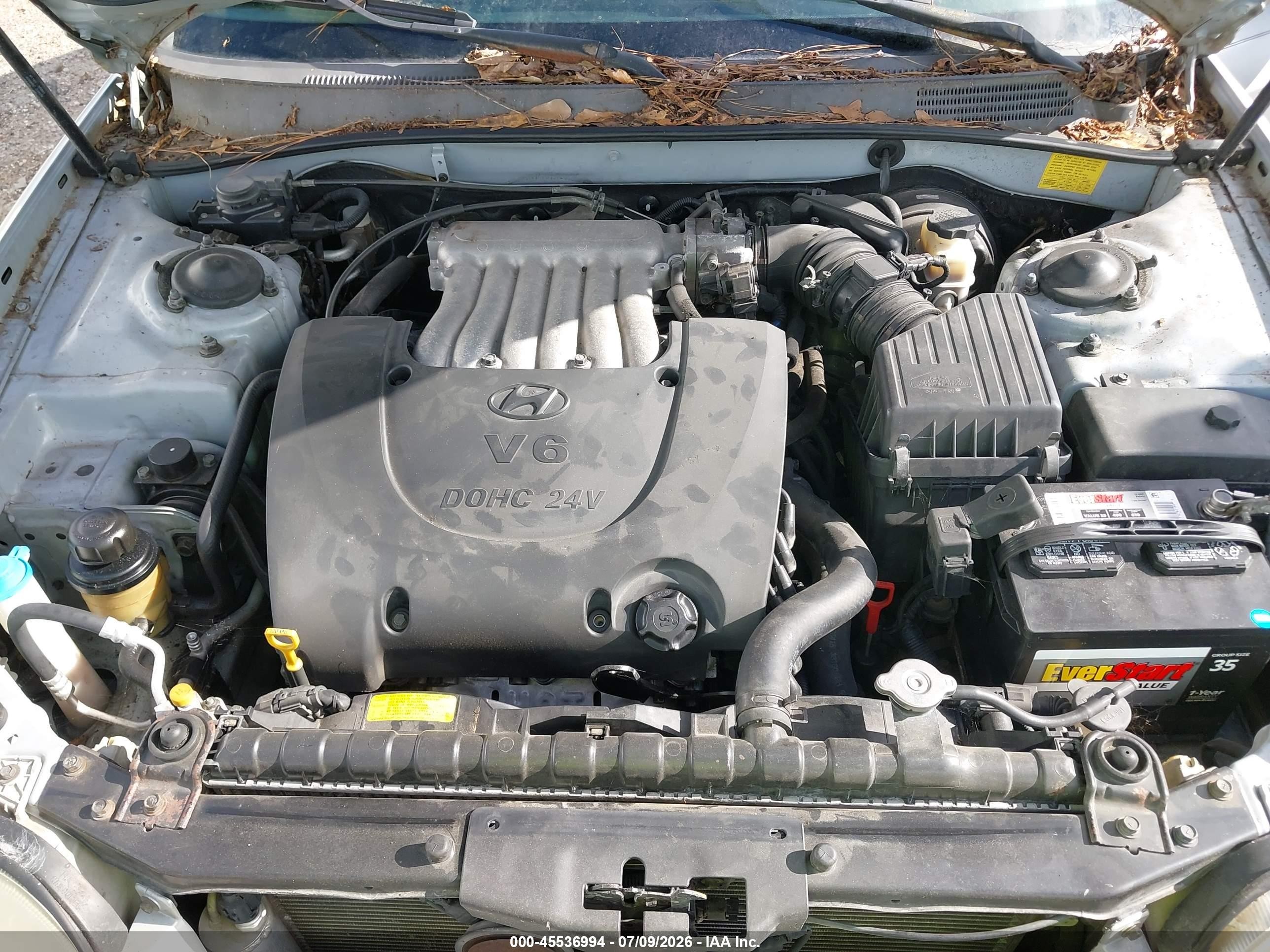 2004 Hyundai Sonata Gls/lx Silver vin: KMHWF35HX4A925339