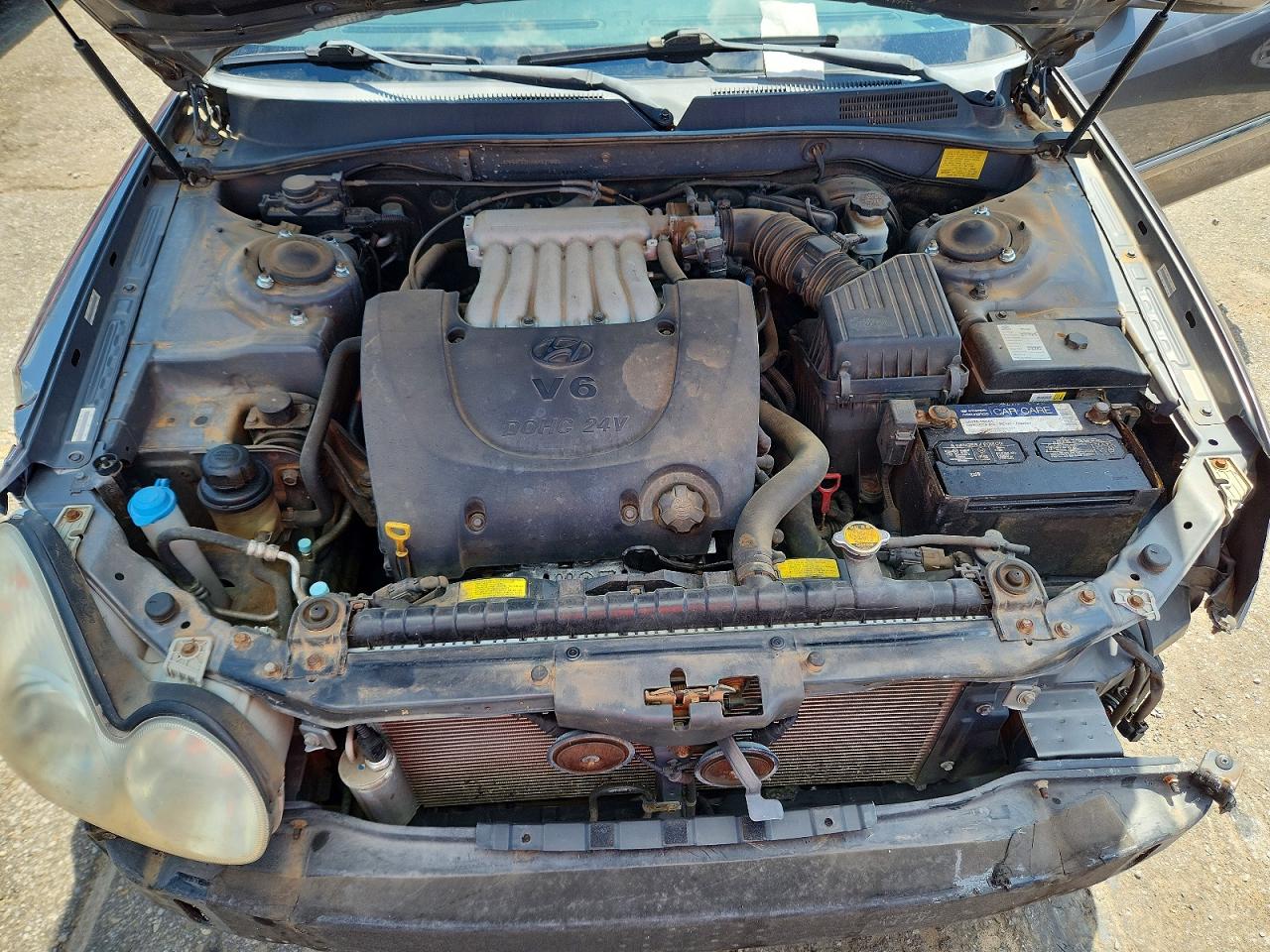 2004 Hyundai Sonata Gls Серый vin: KMHWF35HX4A937006
