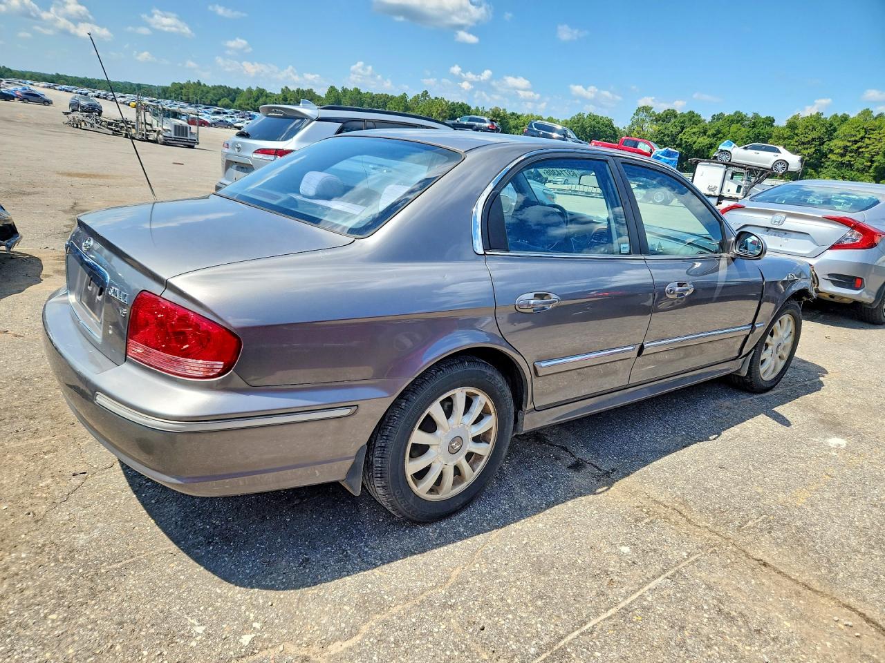2004 Hyundai Sonata Gls Серый vin: KMHWF35HX4A937006