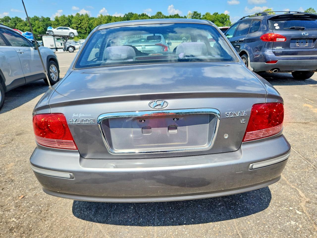 2004 Hyundai Sonata Gls Серый vin: KMHWF35HX4A937006