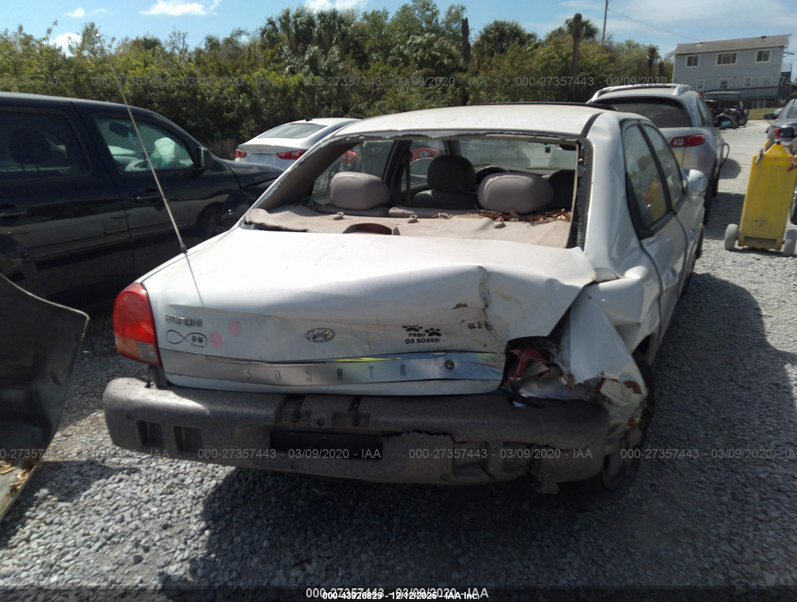 2001 Hyundai Sonata Gls White vin: KMHWF35V21A408702