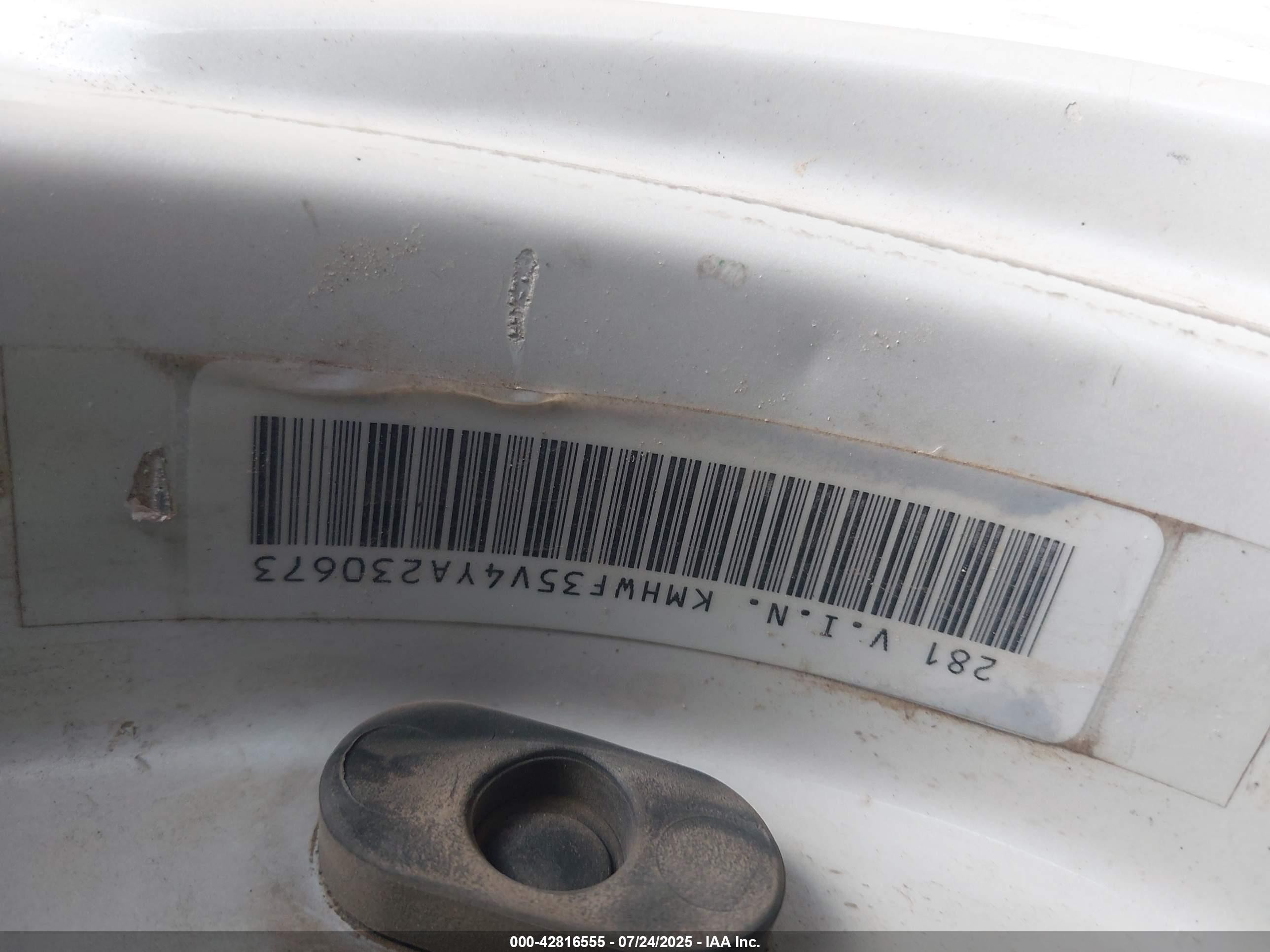 2000 Hyundai Sonata Gls V6 White vin: KMHWF35V4YA230673