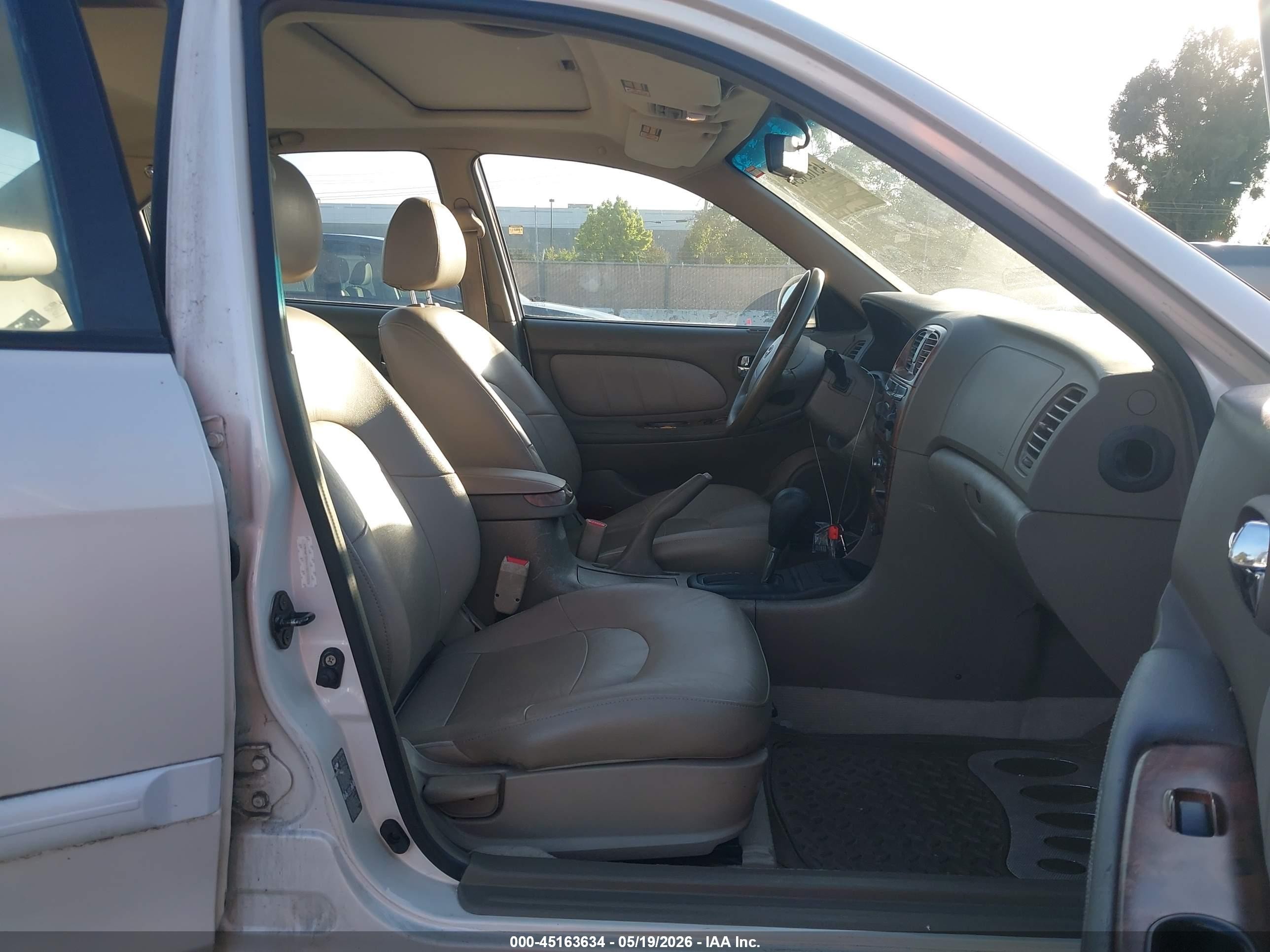 2000 Hyundai Sonata Gls V6 White vin: KMHWF35V4YA313326