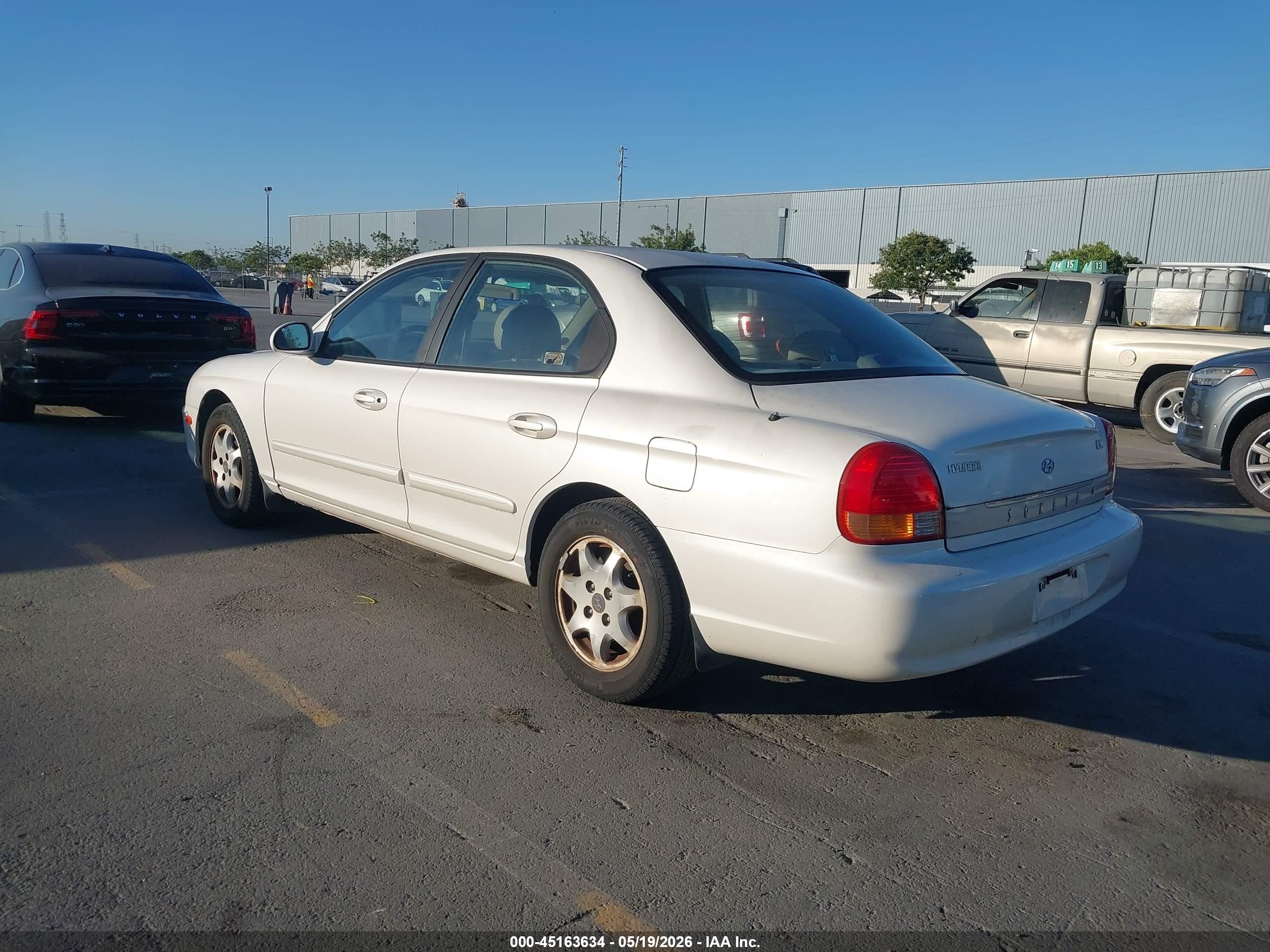 2000 Hyundai Sonata Gls V6 White vin: KMHWF35V4YA313326