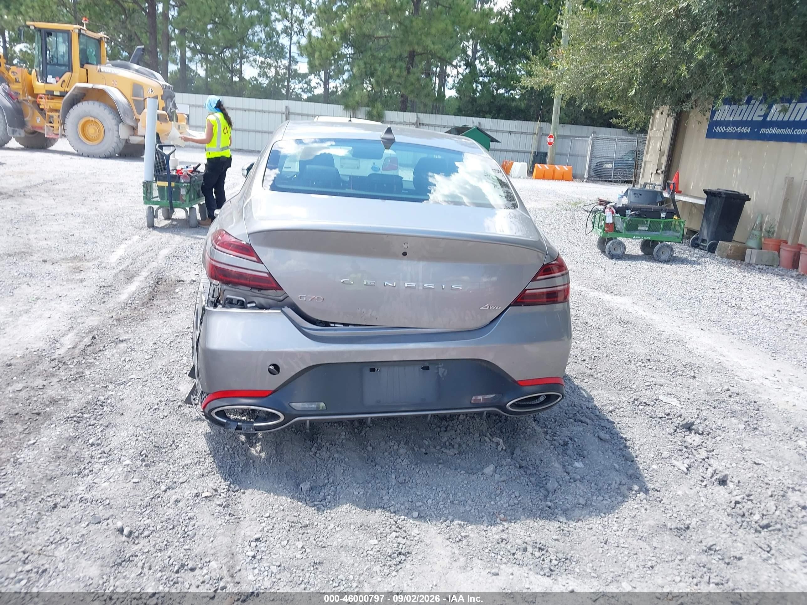 2025 Genesis G70 2.5t Awd Silver vin: KMTG34SC1SU155383