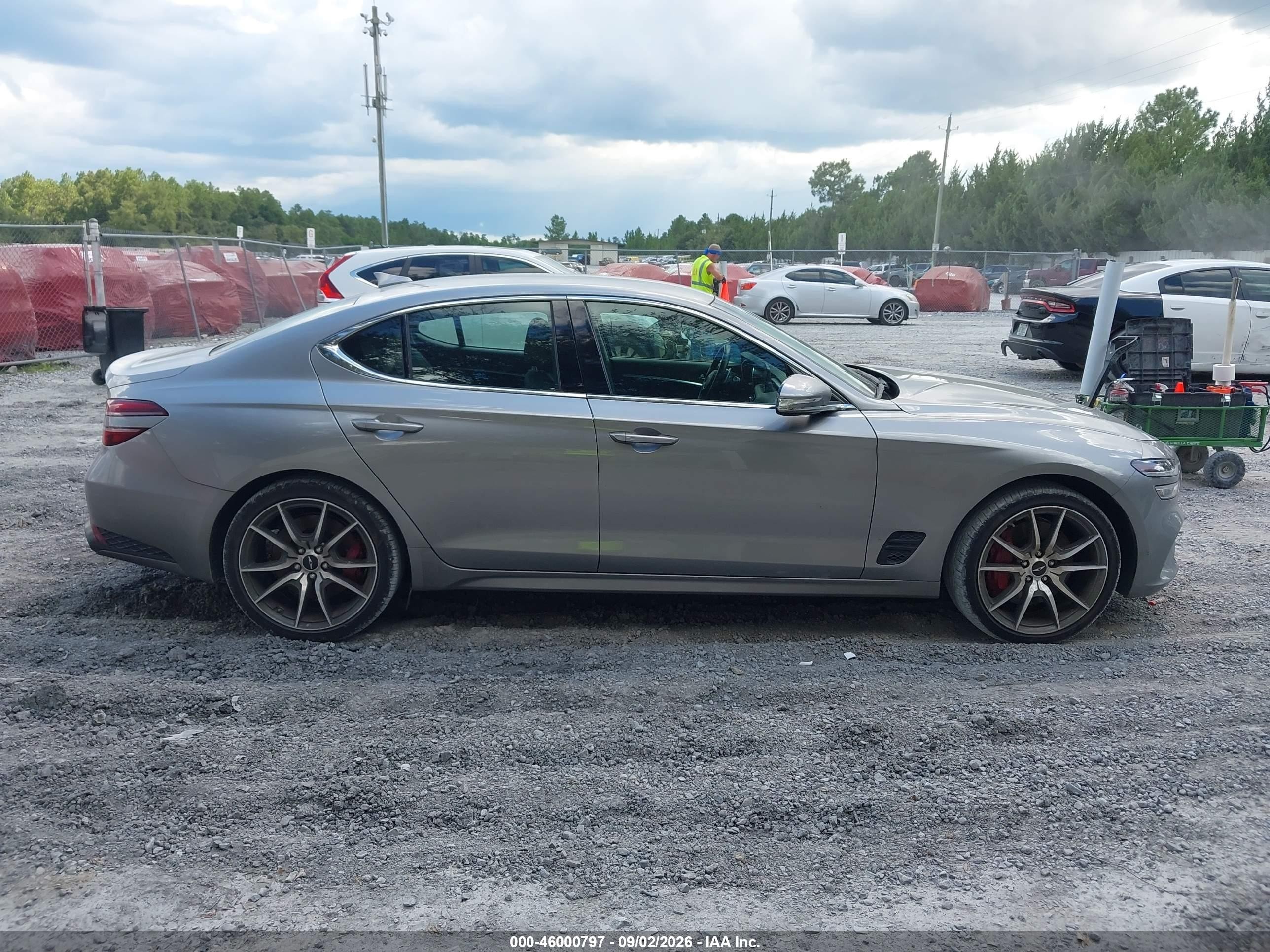 2025 Genesis G70 2.5t Awd Silver vin: KMTG34SC1SU155383